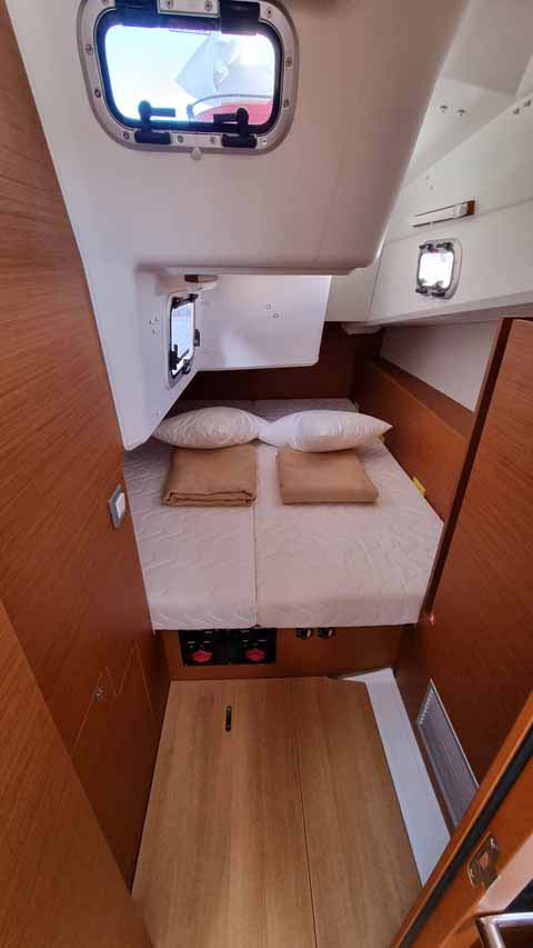 Sun Odyssey 380 - 3 cab. — photo 11