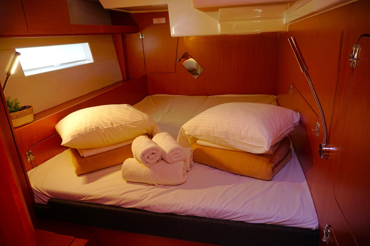 Bavaria C50 Style - 4 + 1 cab. — photo 13