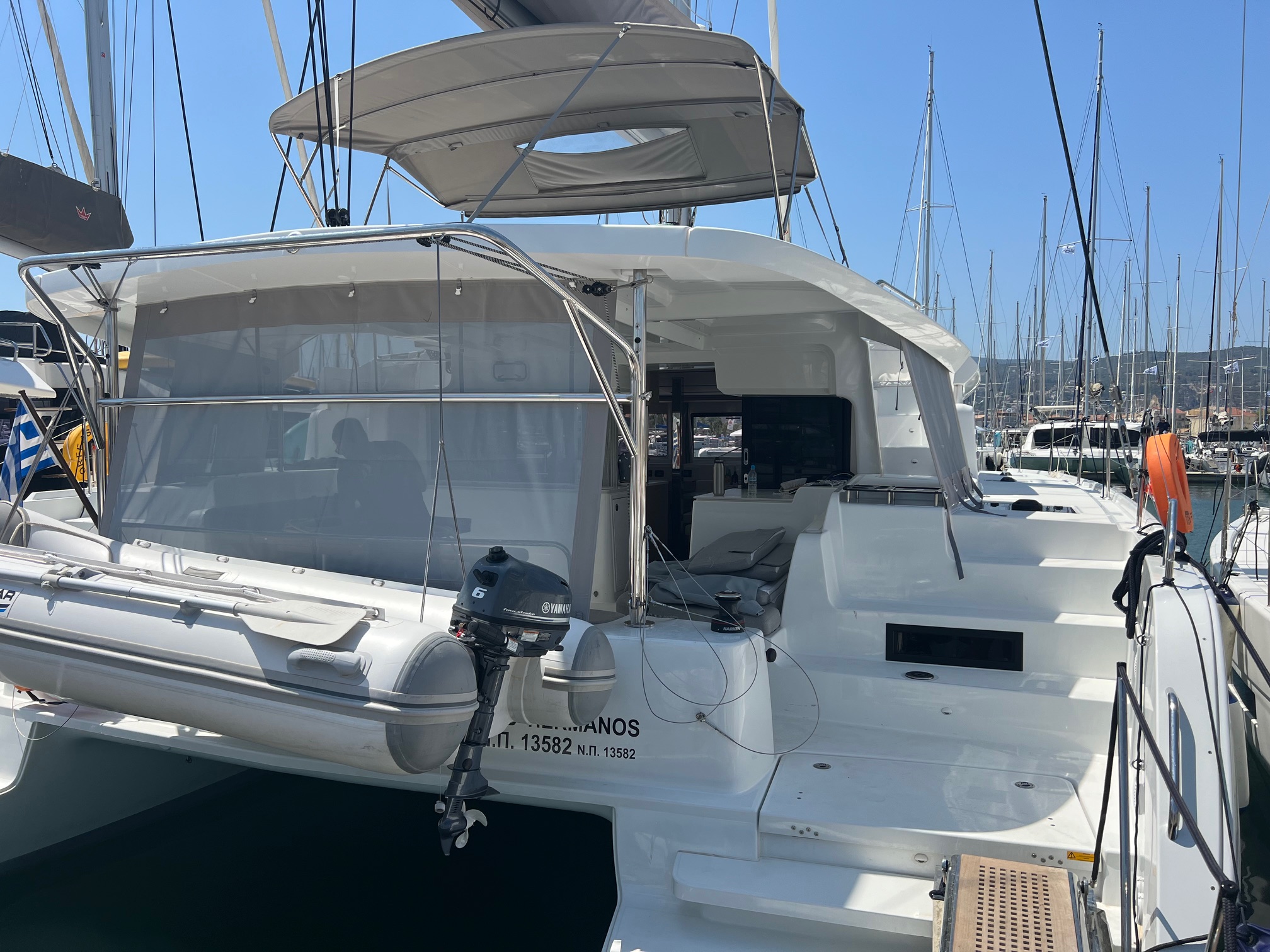 Lagoon 46 - 4 + 2 cab. — photo 3