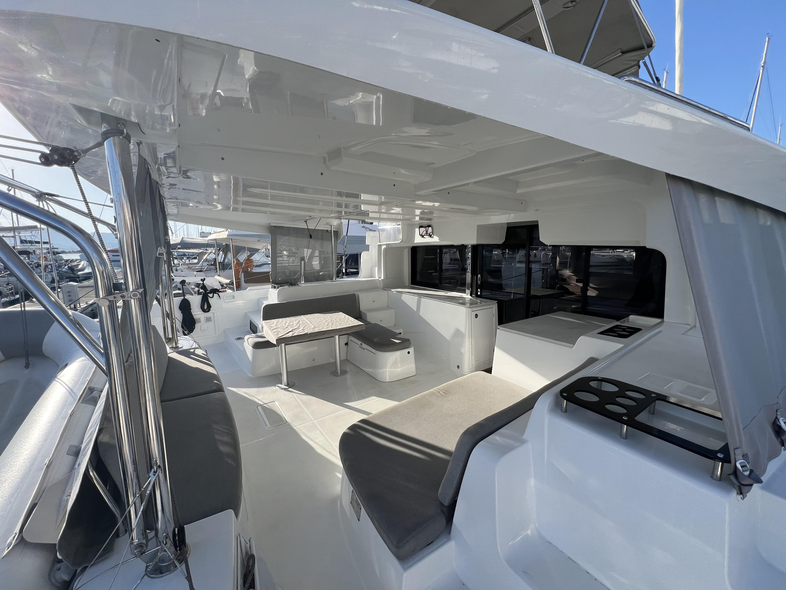 Lagoon 46 - 4 + 2 cab. — photo 4