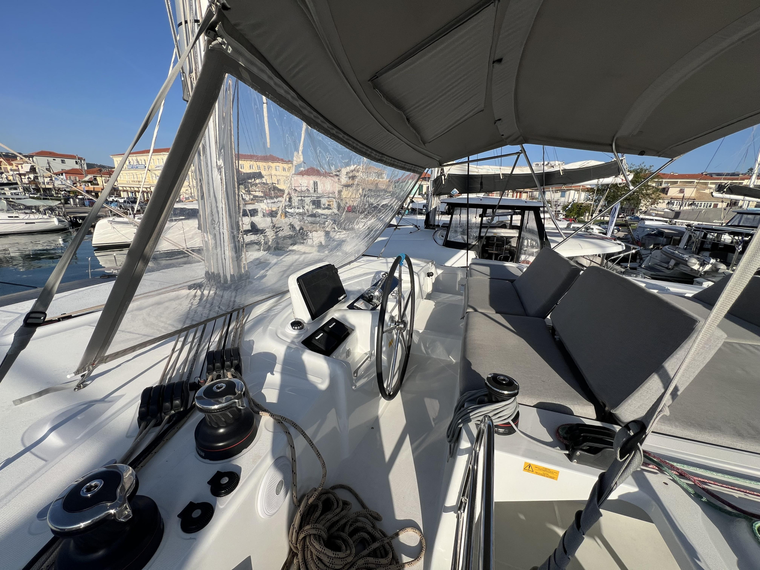 Lagoon 46 - 4 + 2 cab. — photo 5