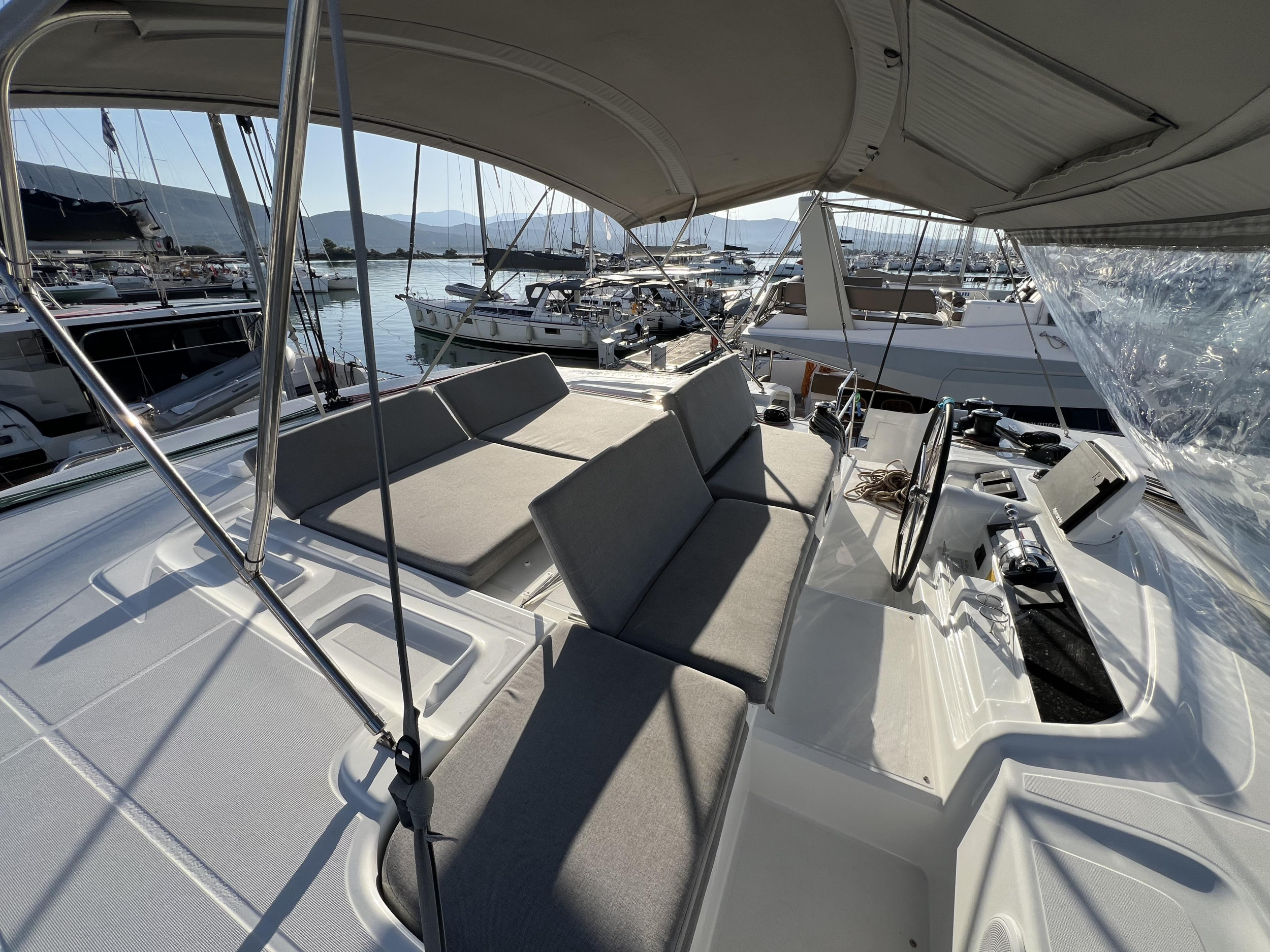Lagoon 46 - 4 + 2 cab. — photo 6