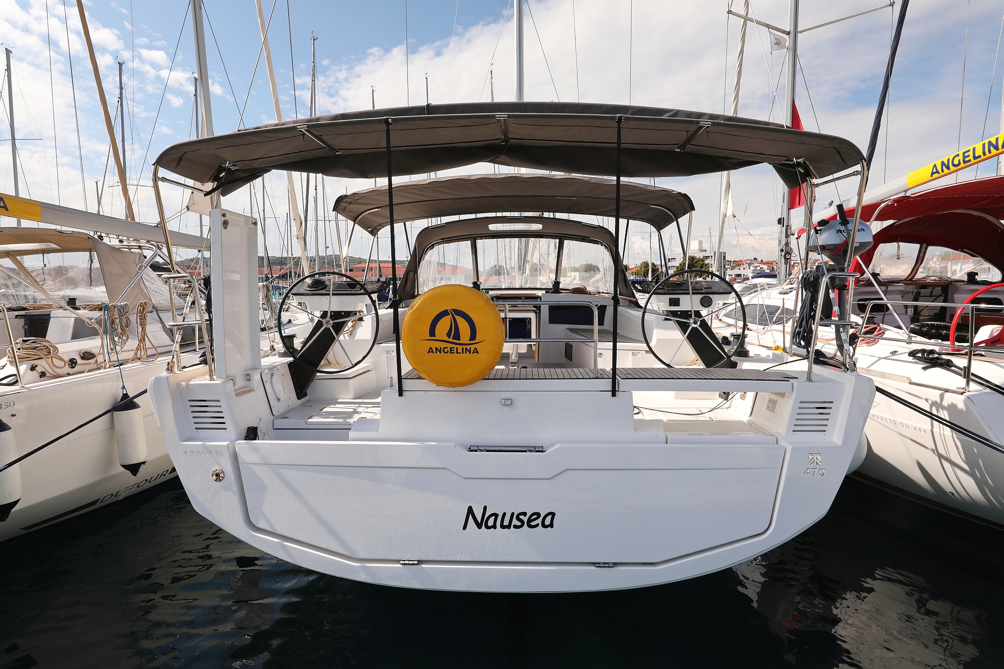Dufour 470 - 5 cab. — photo 1