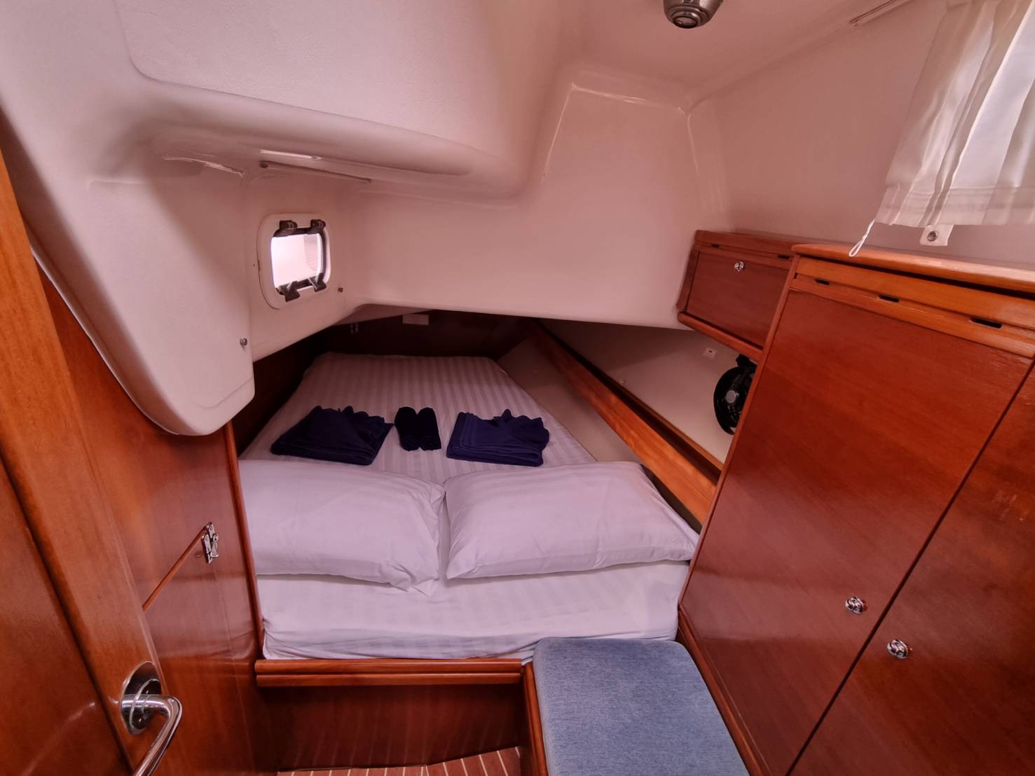 Bavaria 40 Cruiser — photo 13