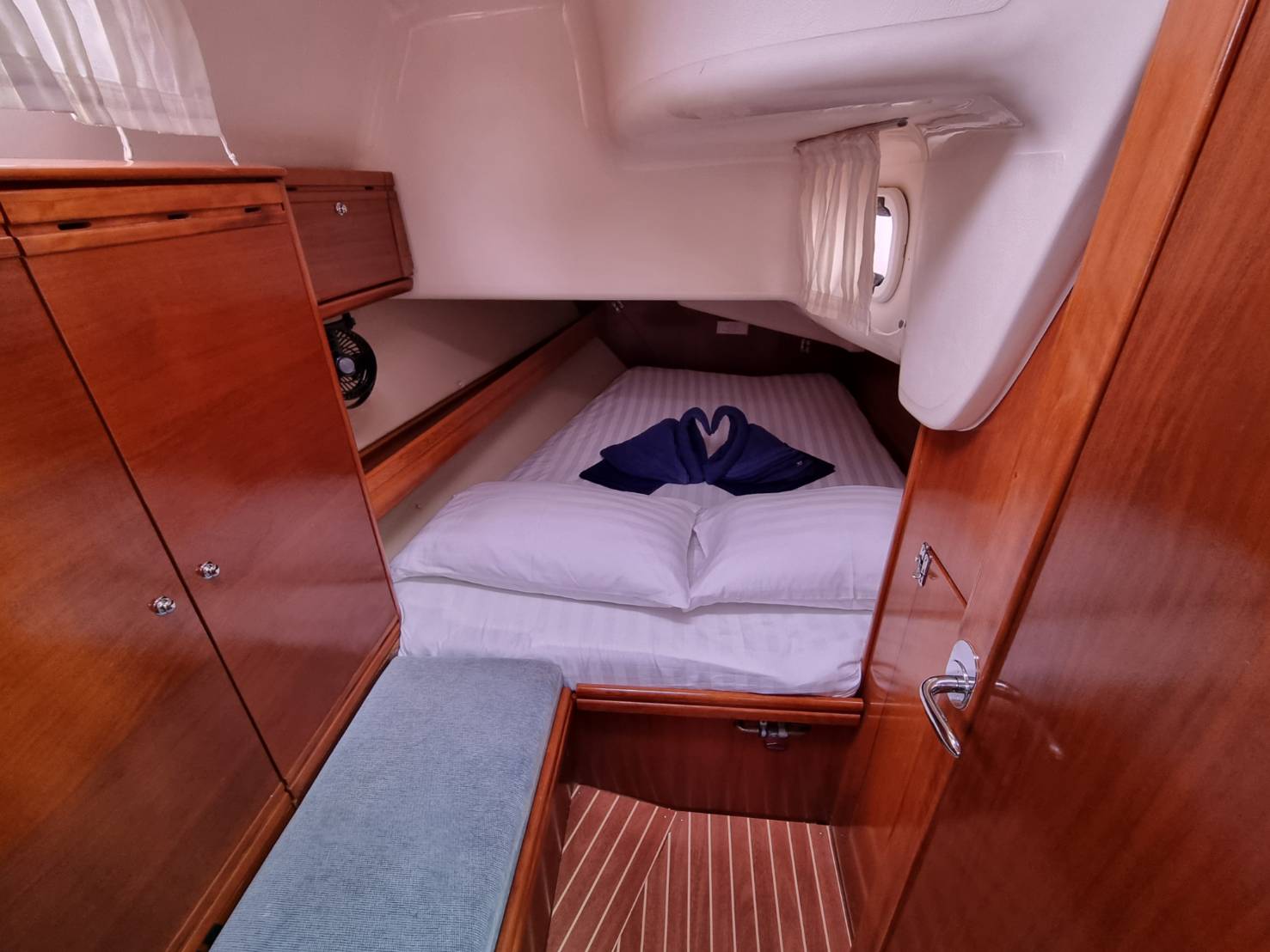 Bavaria 40 Cruiser — photo 14