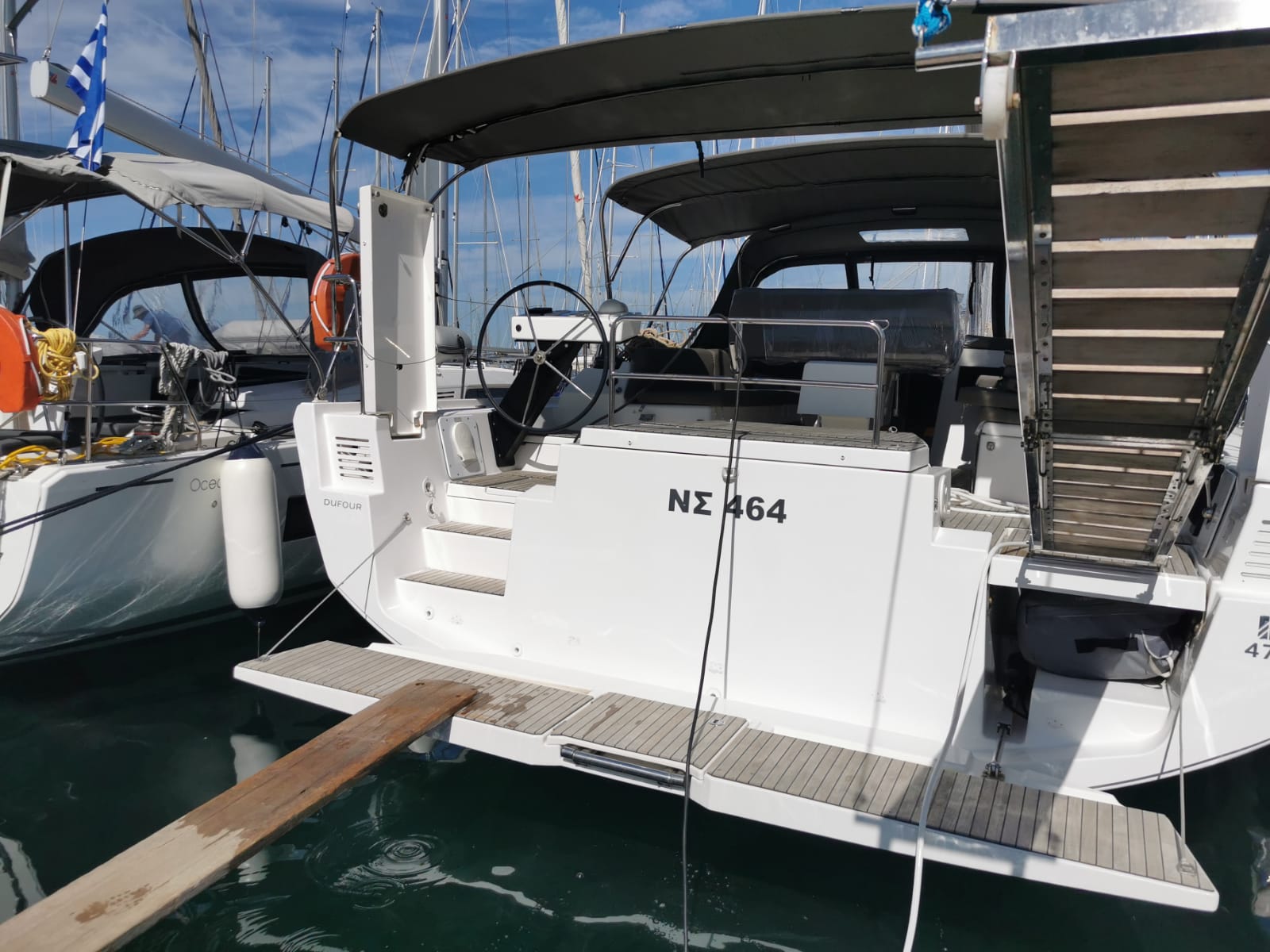 Dufour 470 - 4 + 1 cab. — photo 12