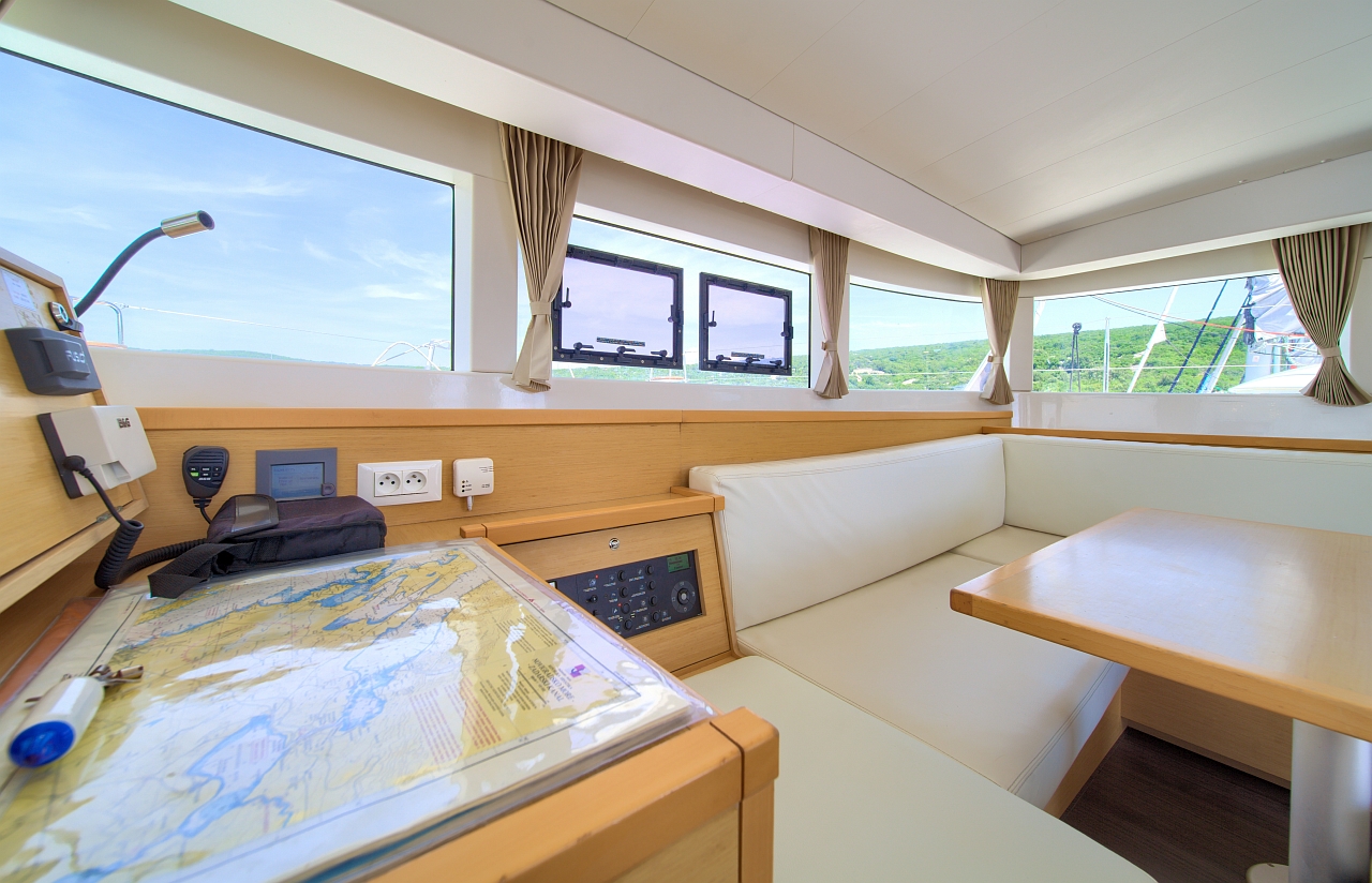 Lagoon 39 - 4 + 2 cab. — photo 16
