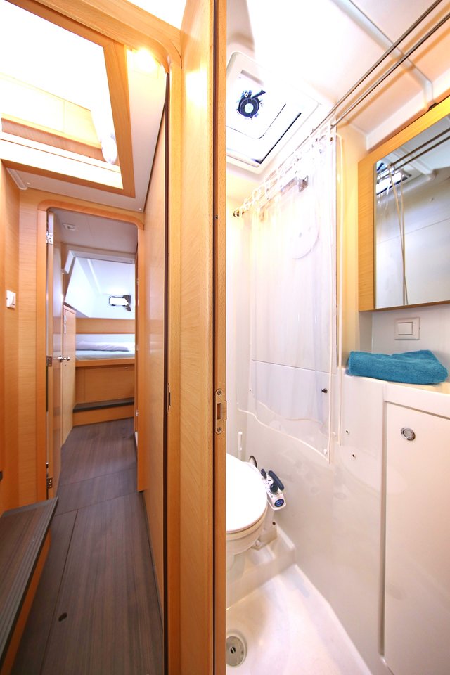 Lagoon 39 - 4 + 2 cab. — photo 31