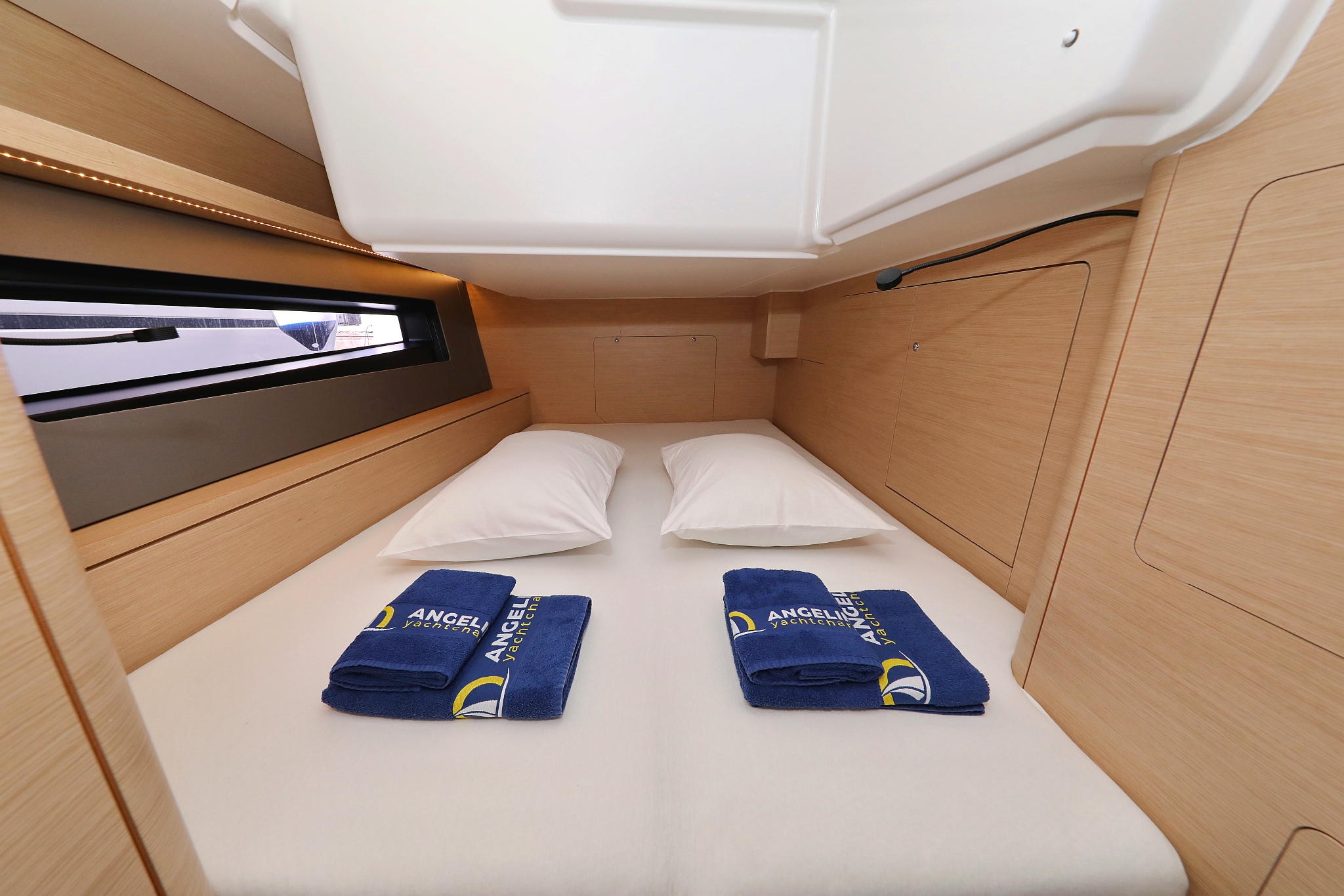 Dufour 41 - 3 cab. — photo 25