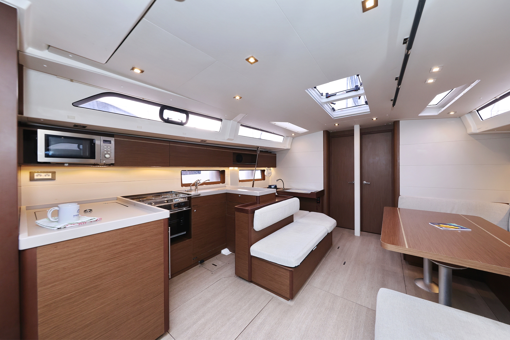 Oceanis 51.1 - 5 + 1 cab. — photo 21
