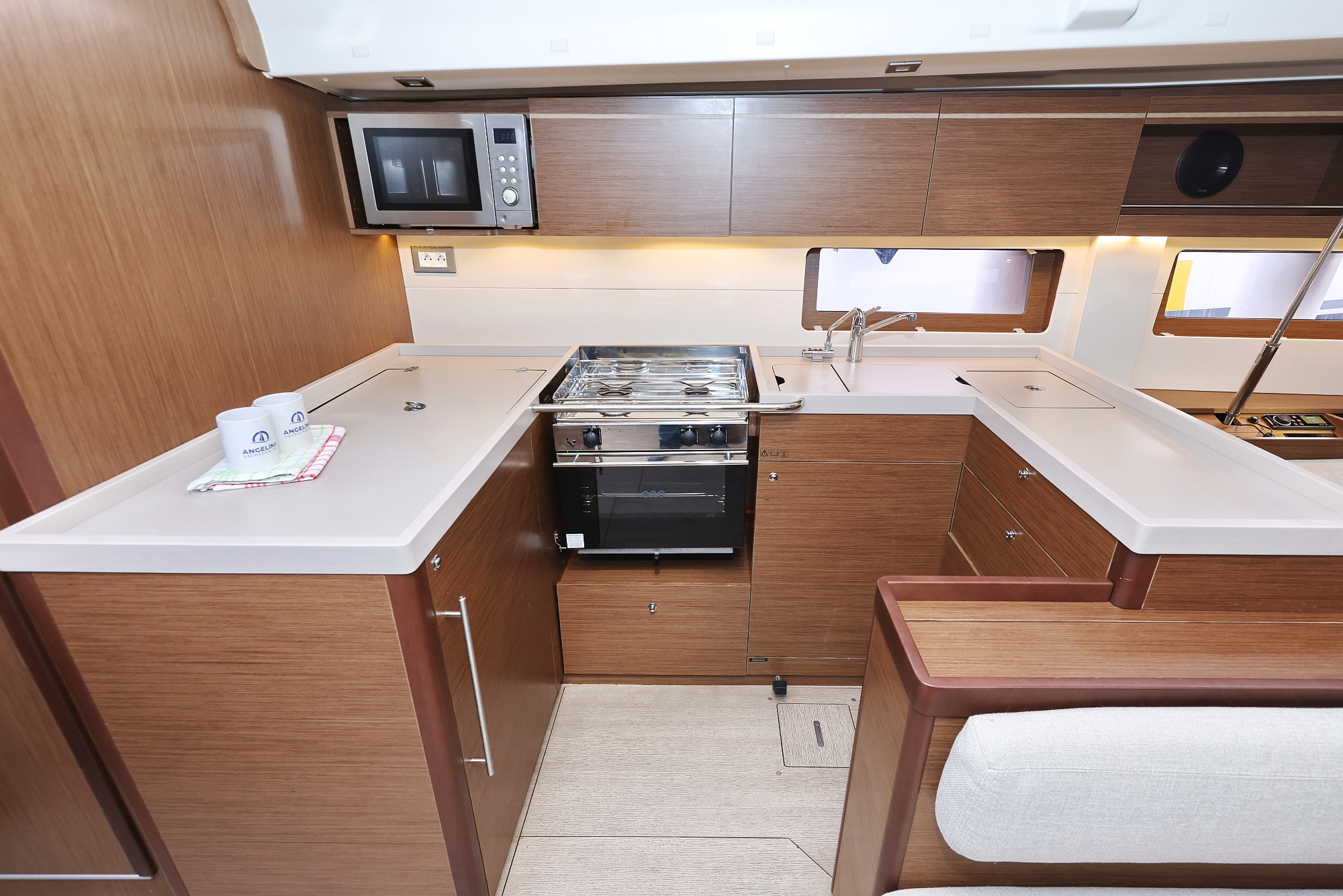 Oceanis 51.1 - 5 + 1 cab. — photo 22