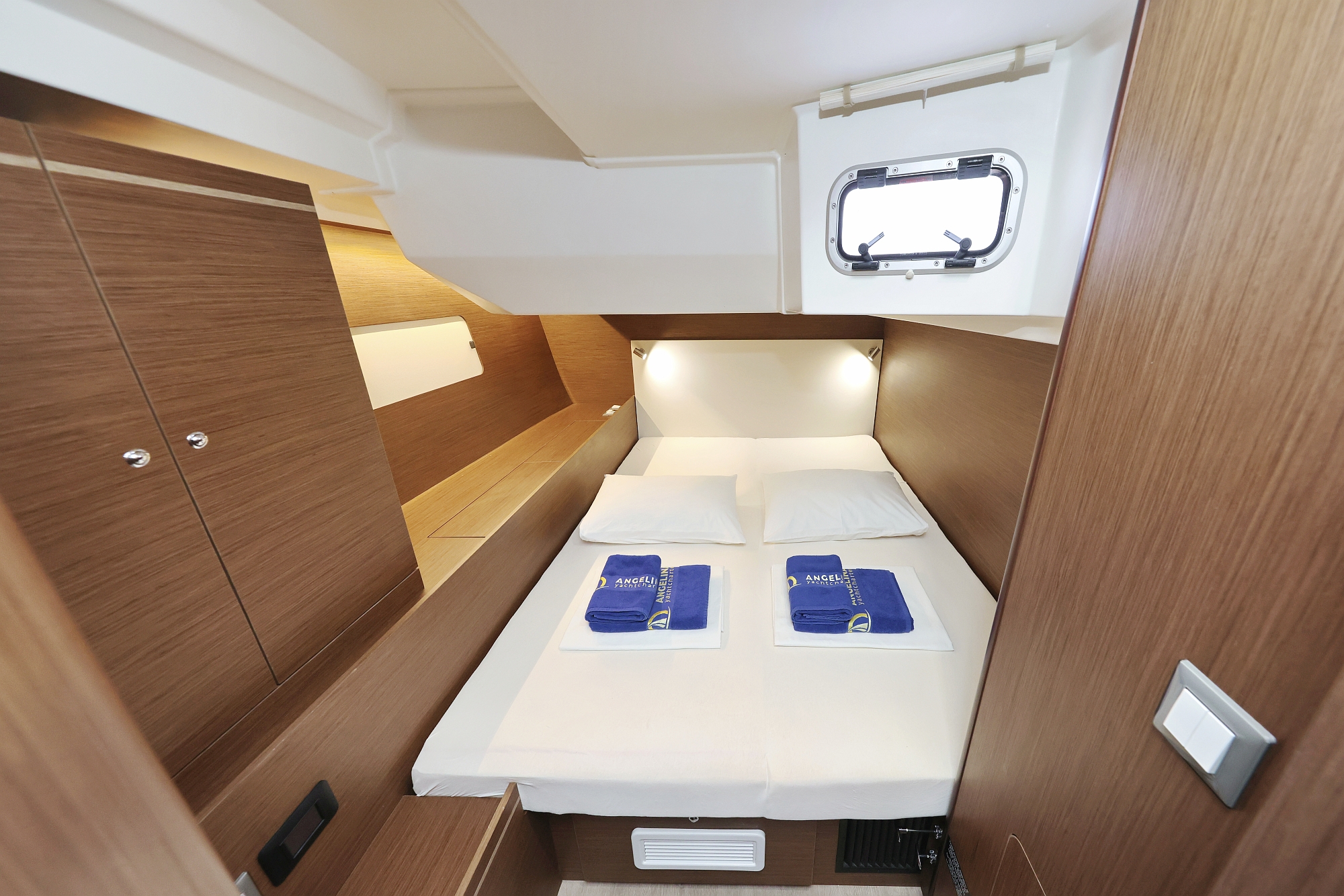 Oceanis 51.1 - 5 + 1 cab. — photo 24