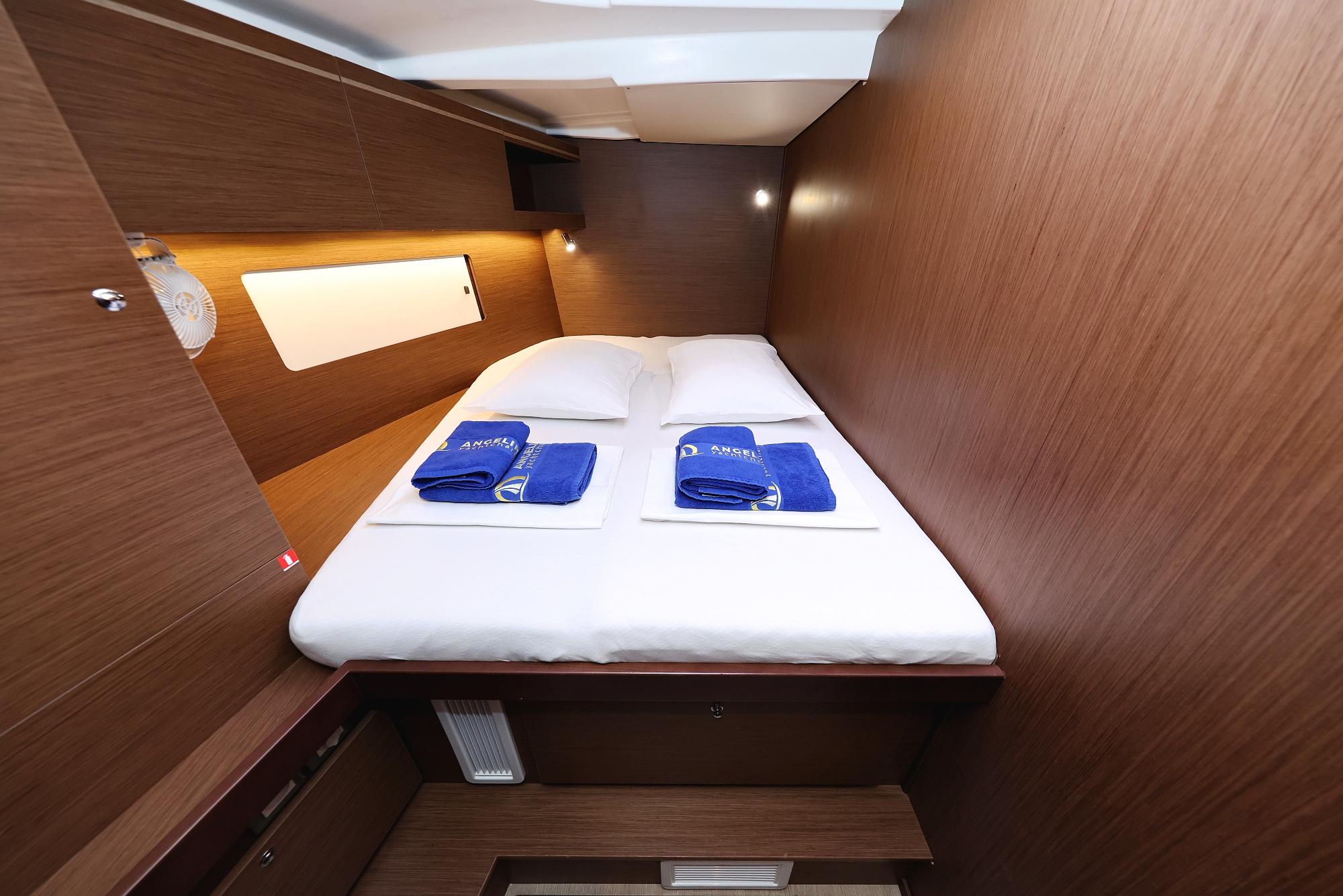 Oceanis 51.1 - 5 + 1 cab. — photo 30