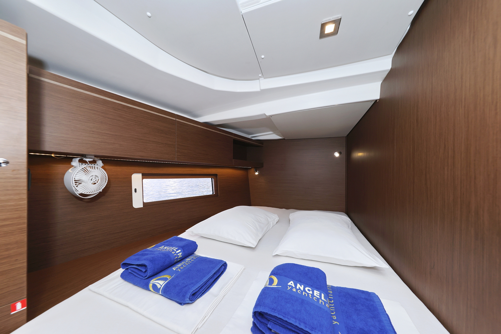 Oceanis 51.1 - 5 + 1 cab. — photo 32