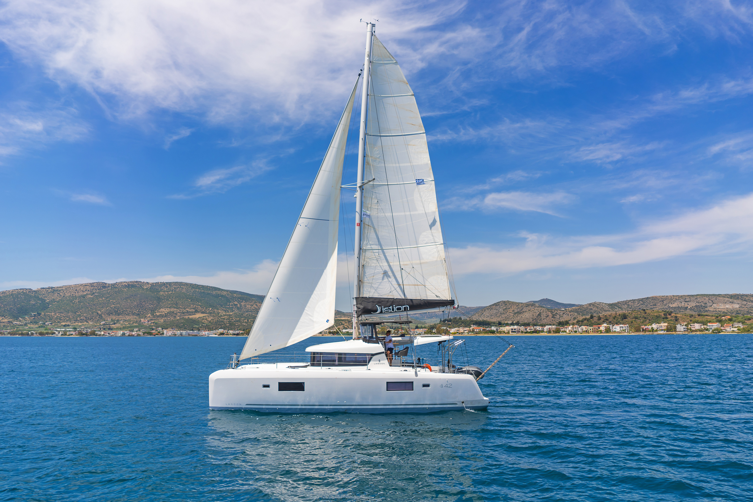 Lagoon 42 - 4 + 2 cab. — photo 5