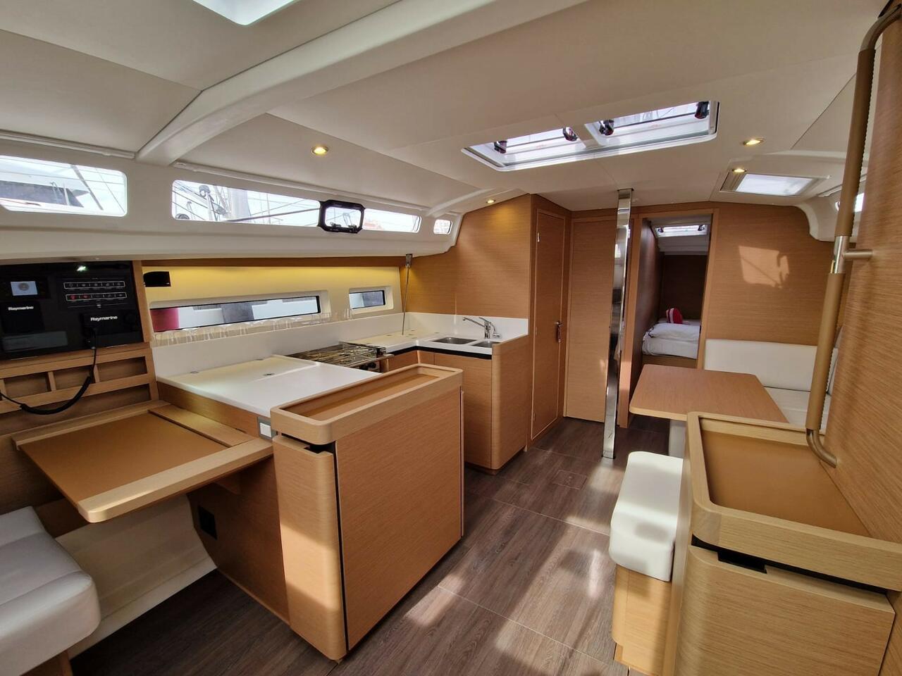 Sun Odyssey 440 - 4 cab. — photo 6