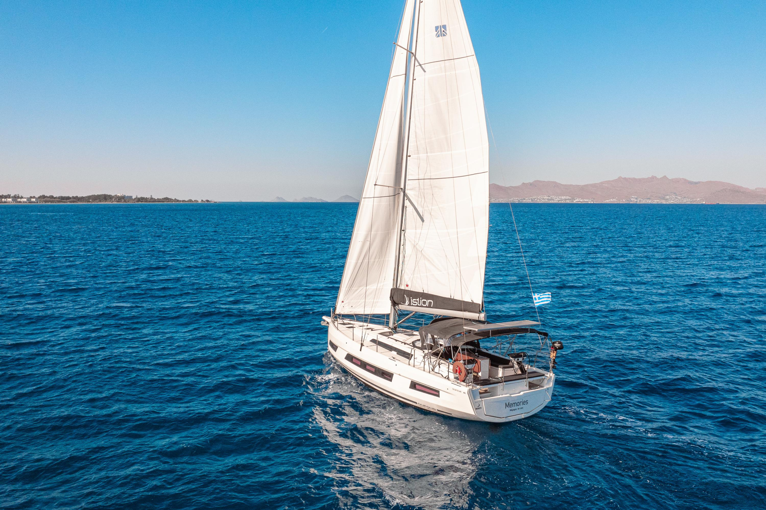 Dufour 41 - 3 cab. — photo 4