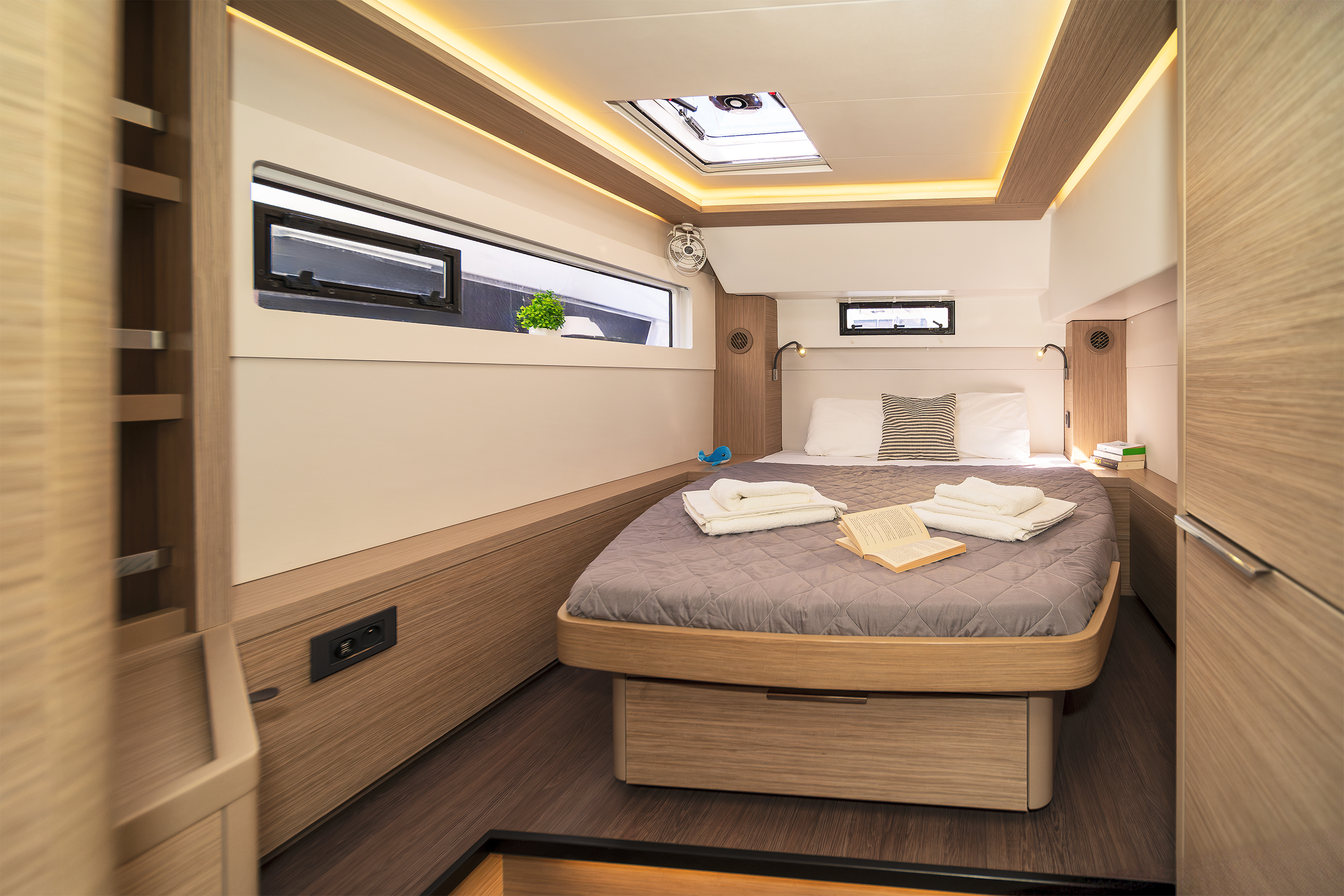 Lagoon 46 - 4 + 2 cab. — photo 3