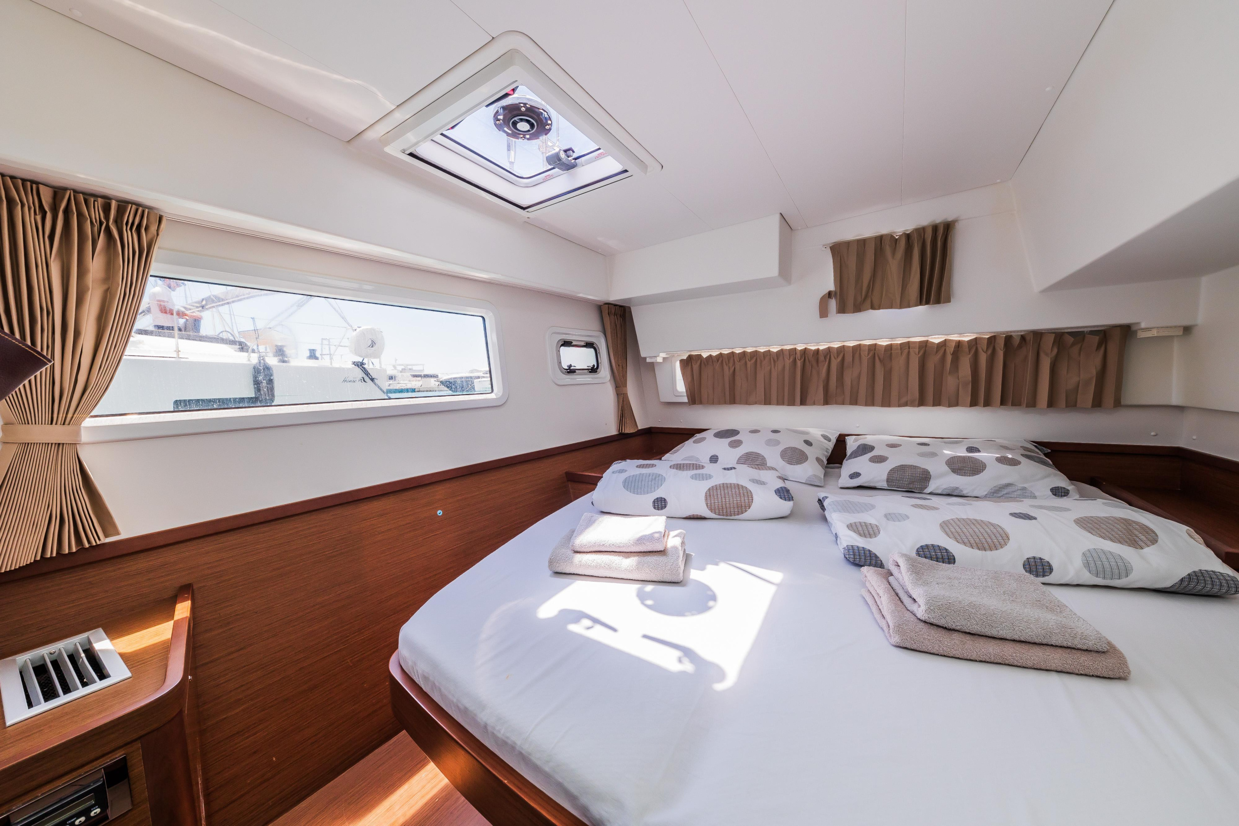Lagoon 42 - 4 + 2 cab. — photo 14