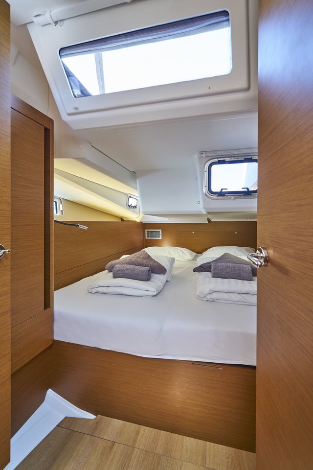 Sun Odyssey 440 - 3 cab. — photo 10