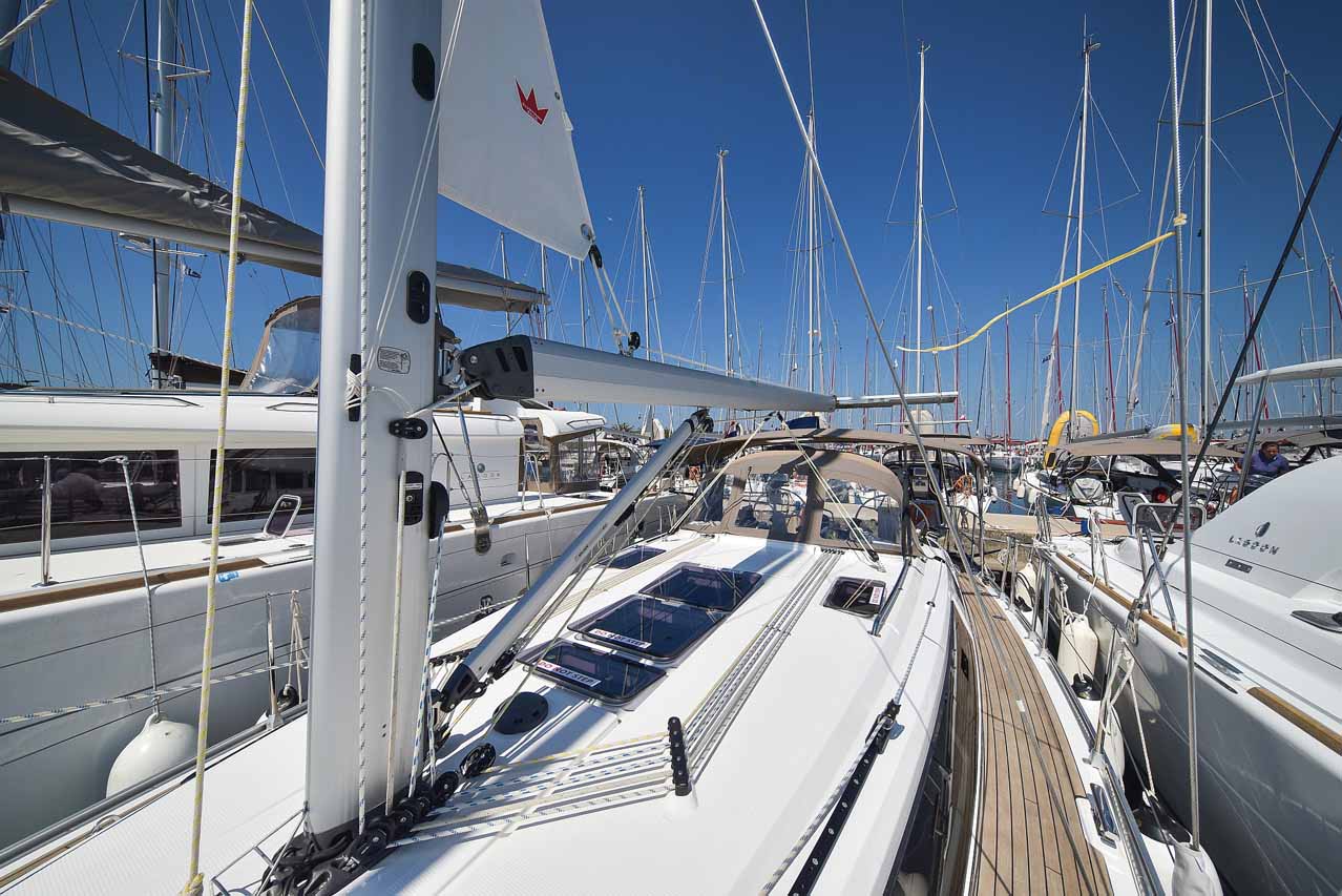 Bavaria Cruiser 37 - 2 cab. — photo 9