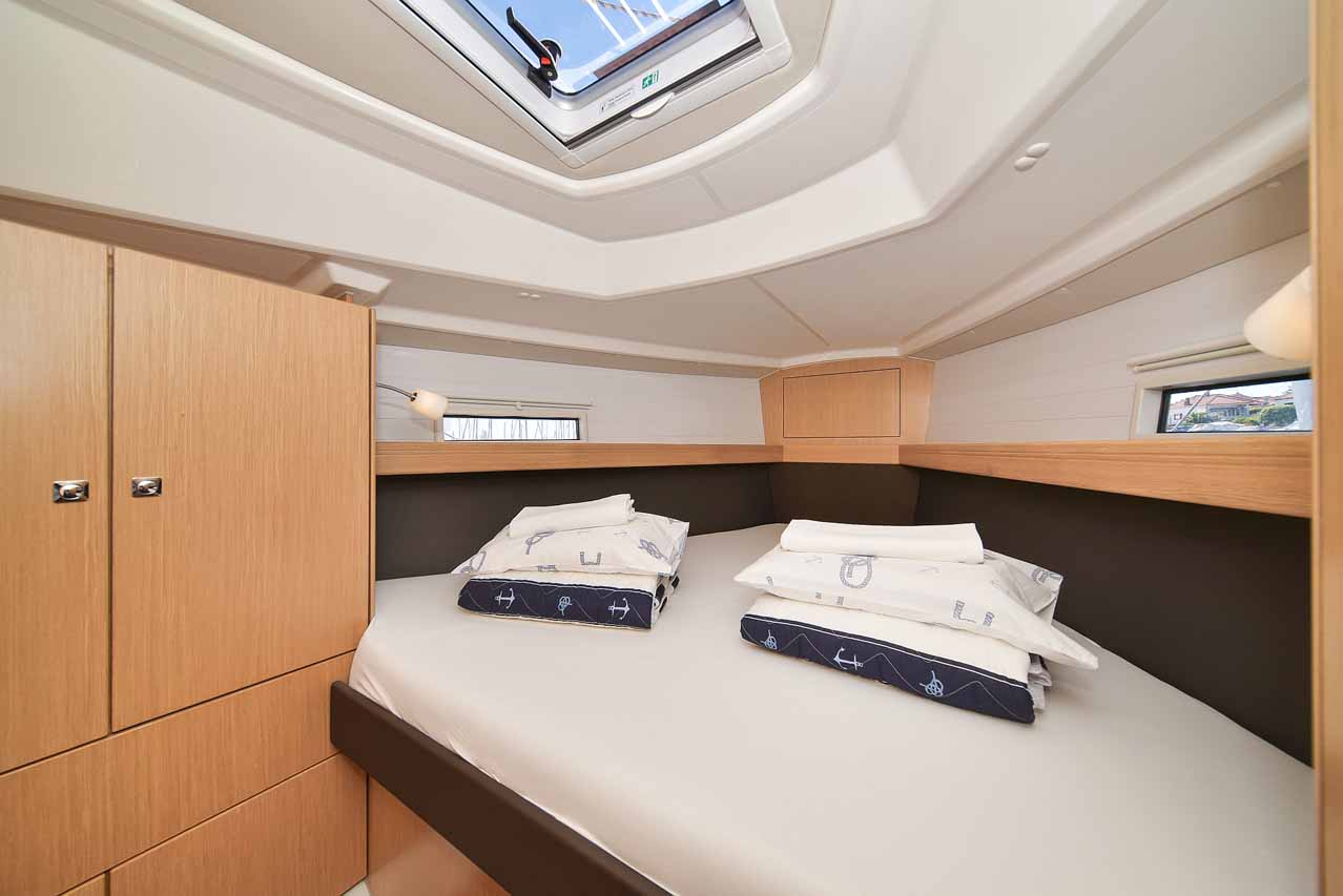 Bavaria Cruiser 37 - 2 cab. — photo 22