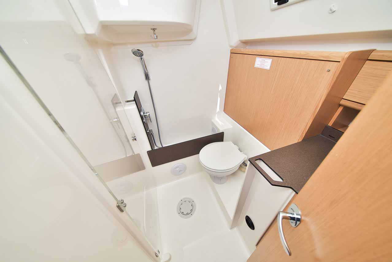 Bavaria Cruiser 37 - 2 cab. — photo 25