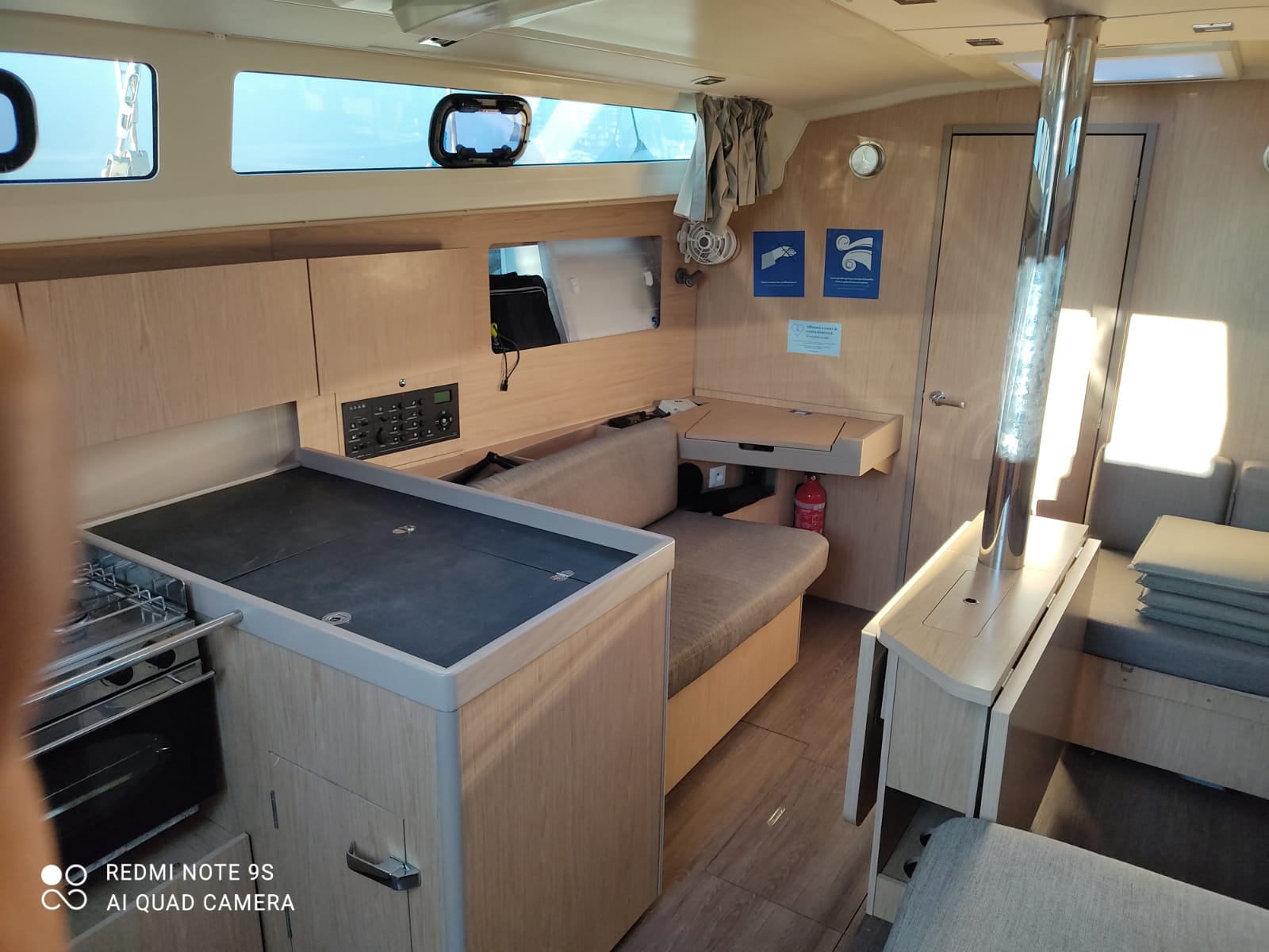 Oceanis 41.1 — photo 11