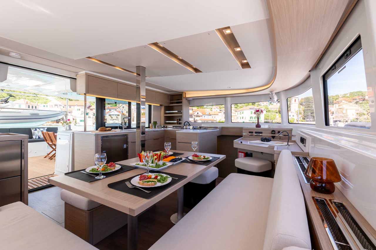 Lagoon 46 - 4 + 2 cab. — photo 20