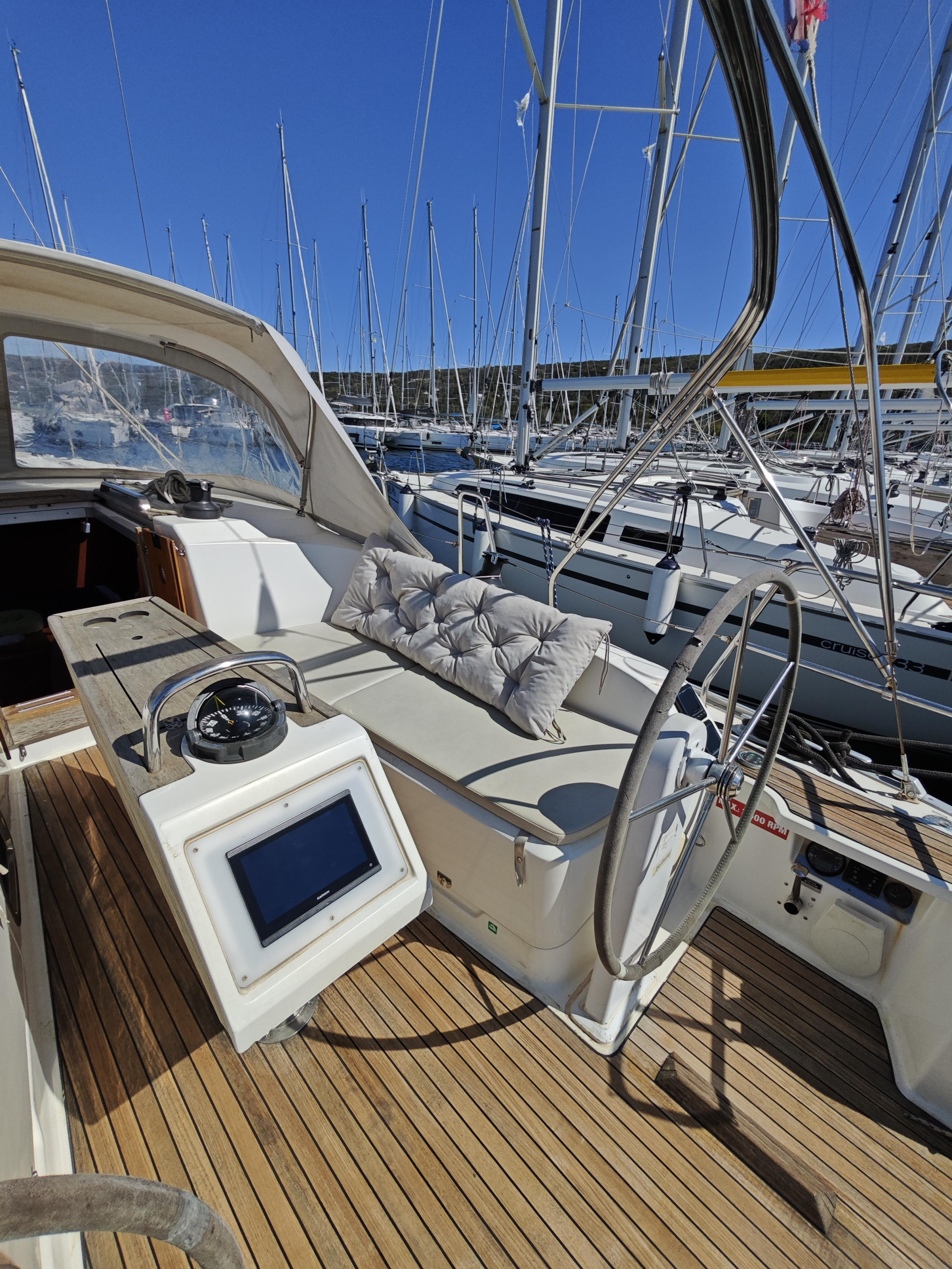 Bavaria Cruiser 37 - 3 cab. — photo 7