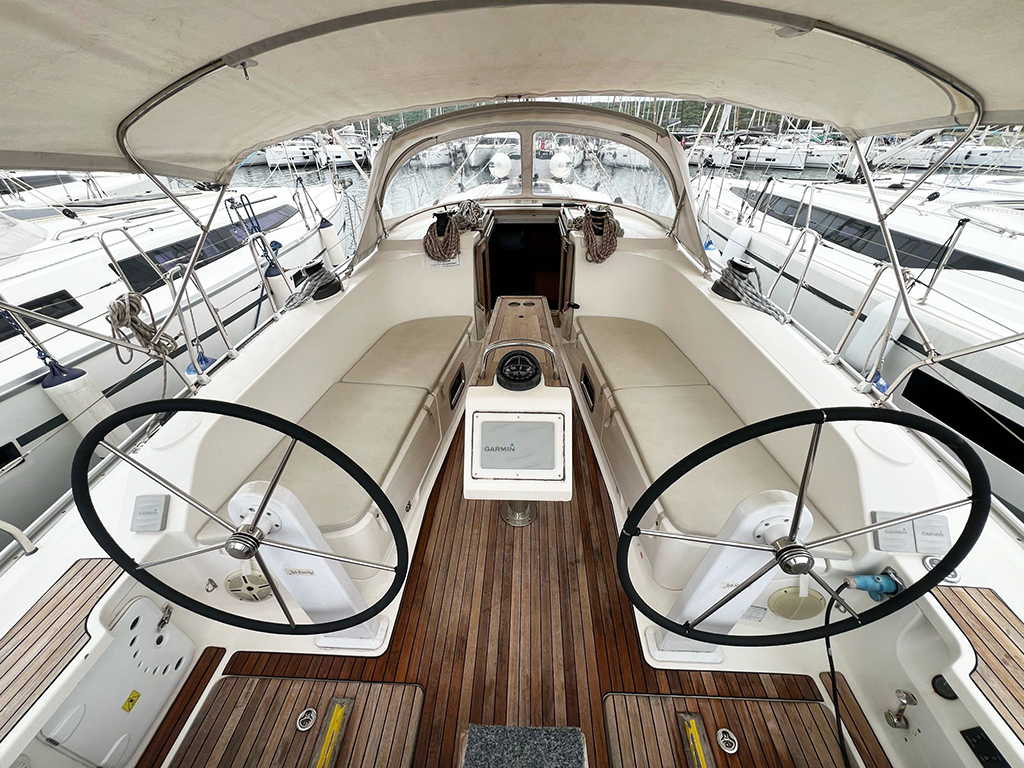 Bavaria Cruiser 41 - 3 cab. — photo 8