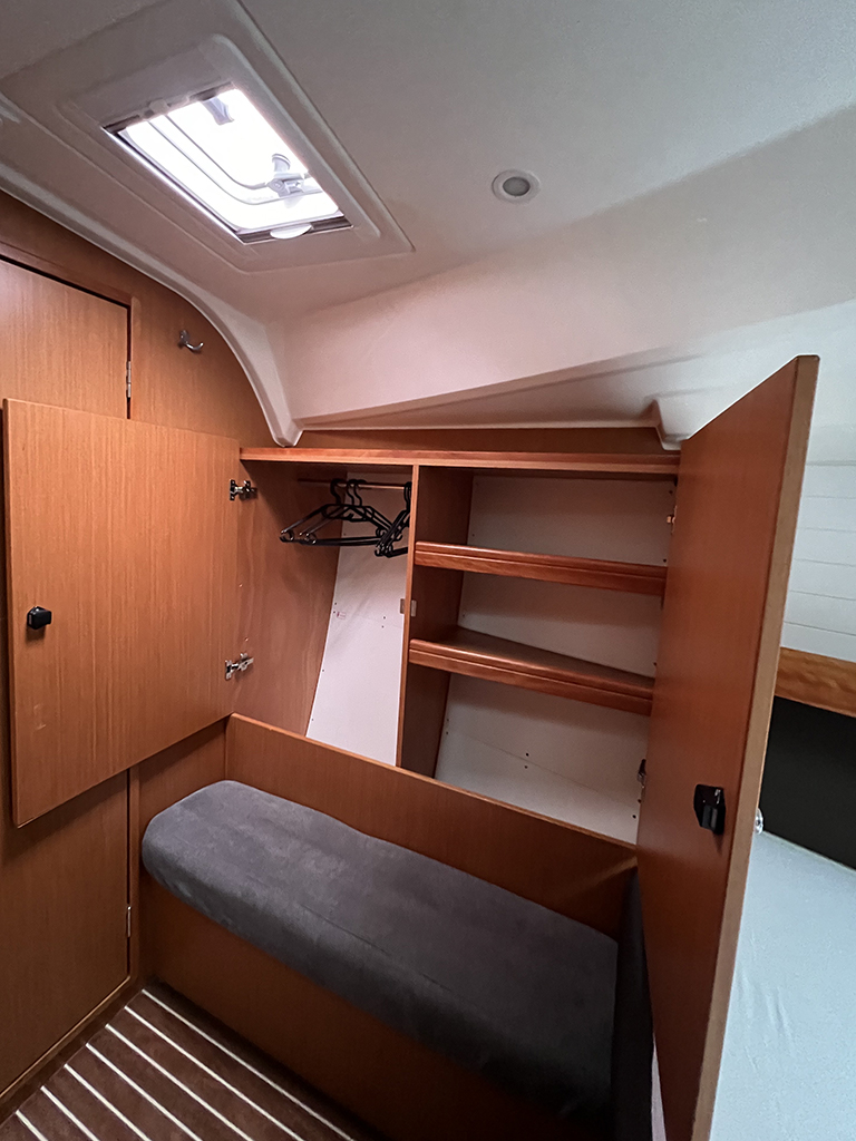 Bavaria Cruiser 41 - 3 cab. — photo 32