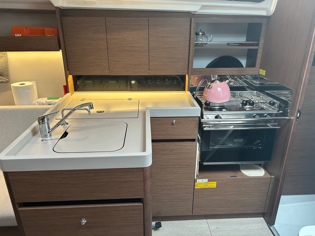 Oceanis 34.1 - 3 cab. — photo 8