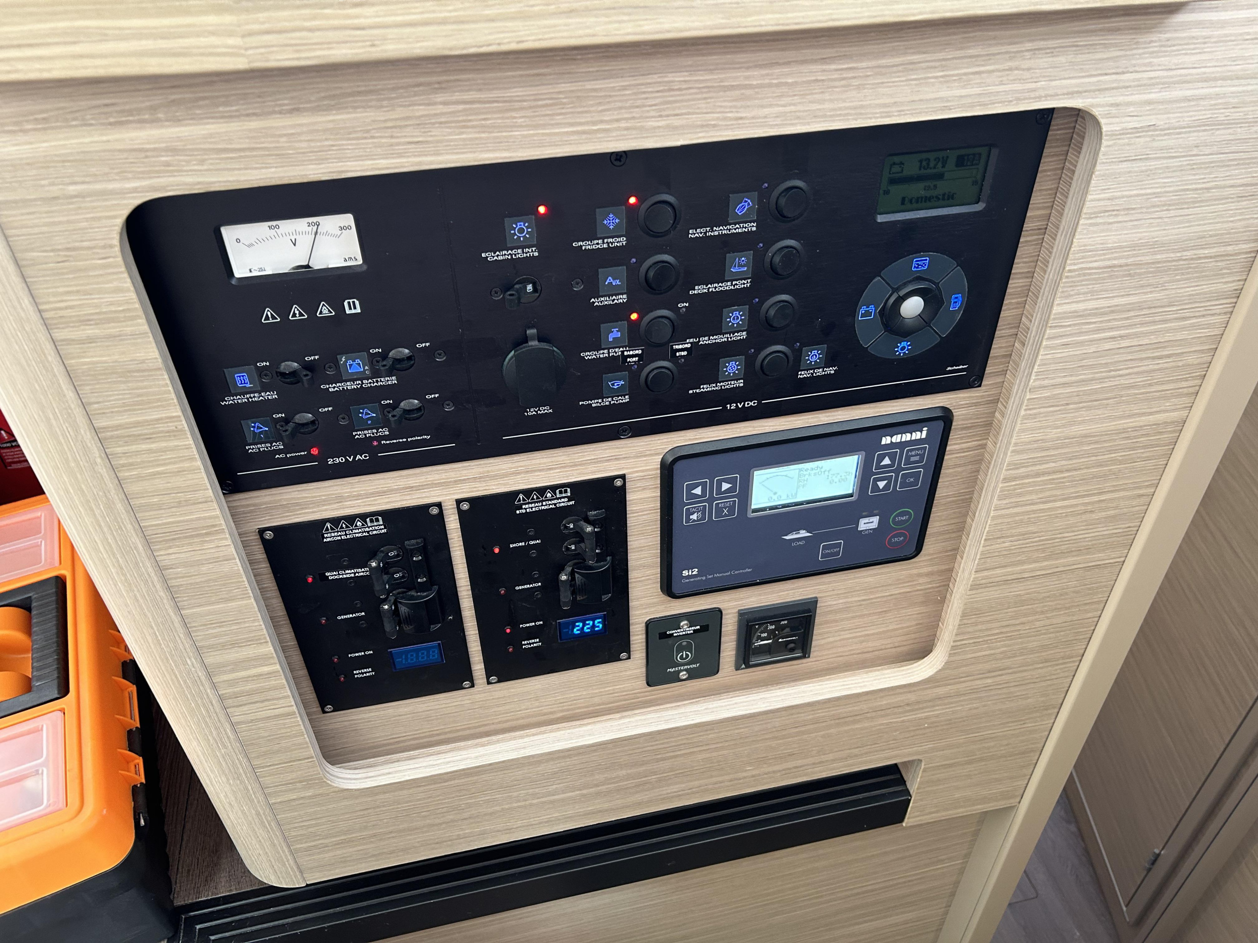 Lagoon 42 - 4 + 1 cab. — photo 5