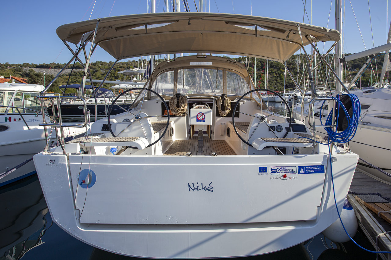 Dufour 382 GL — photo 1