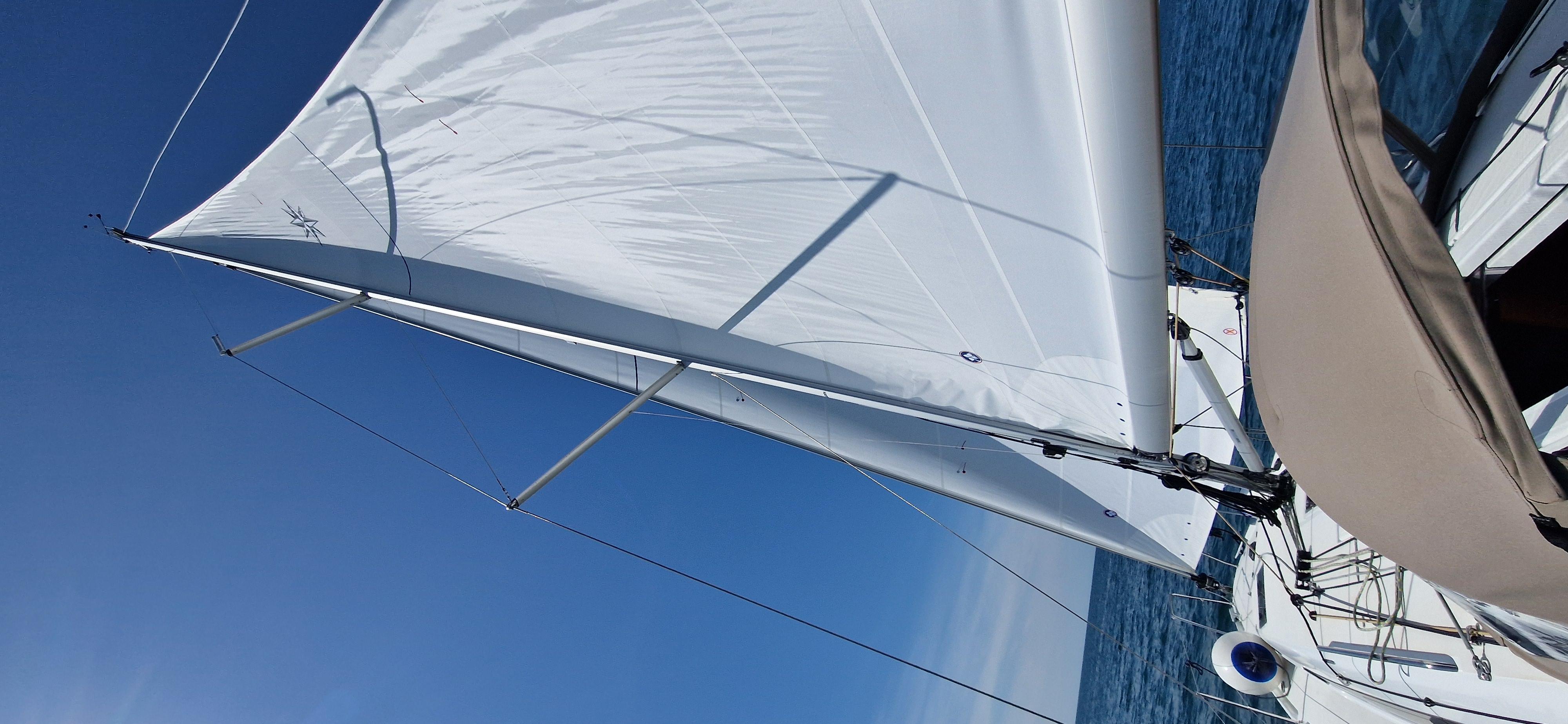 Sun Odyssey 380 - 3 cab. — photo 3