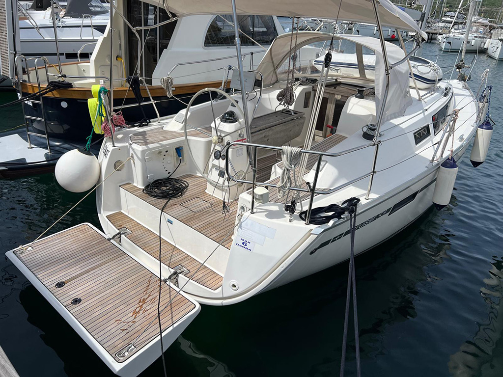 Bavaria Cruiser 33 — photo 3
