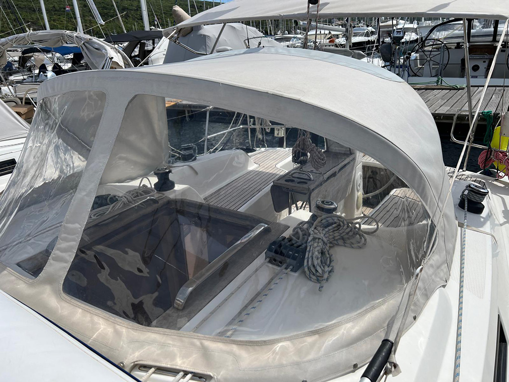 Bavaria Cruiser 33 — photo 13