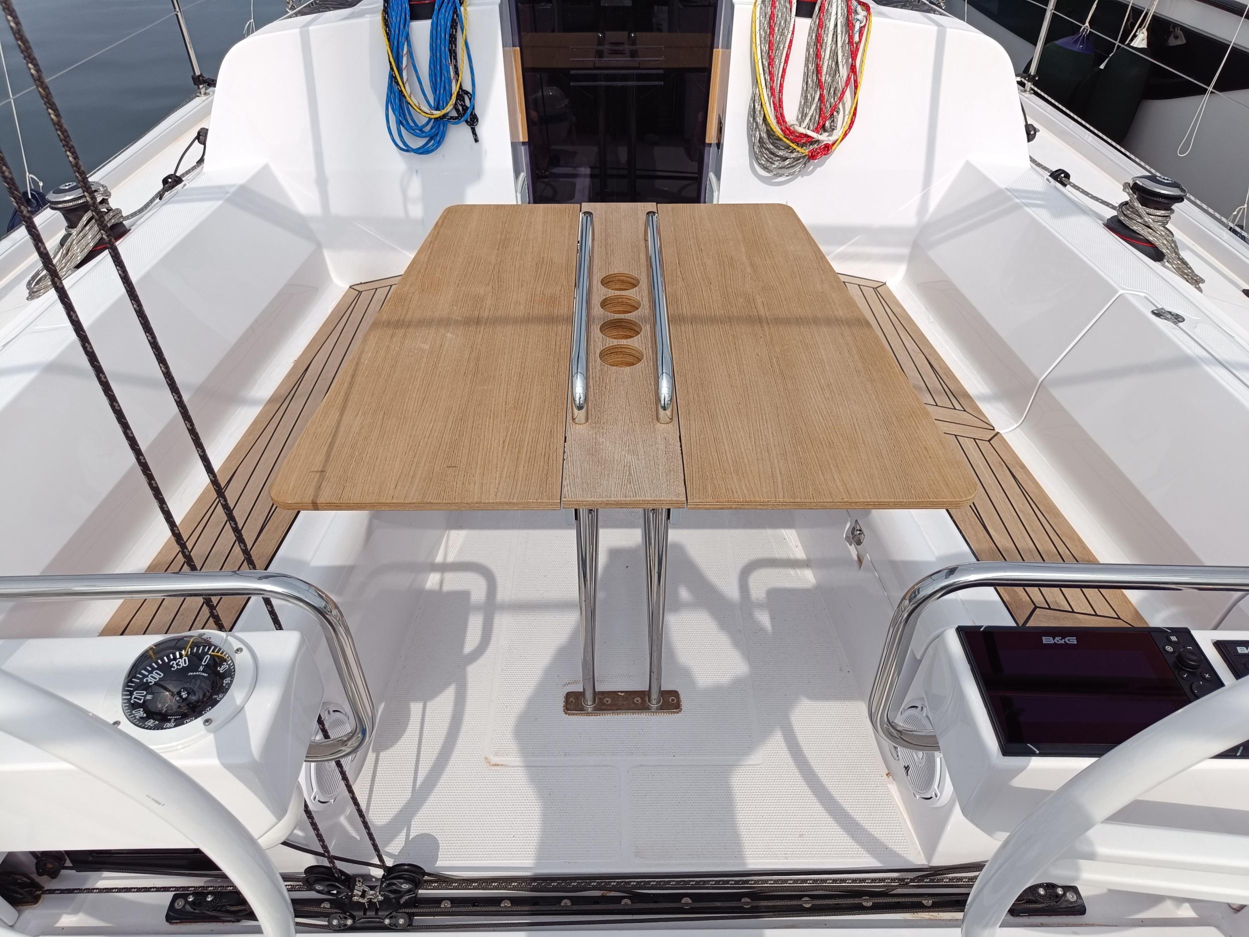 Elan E4 — photo 15