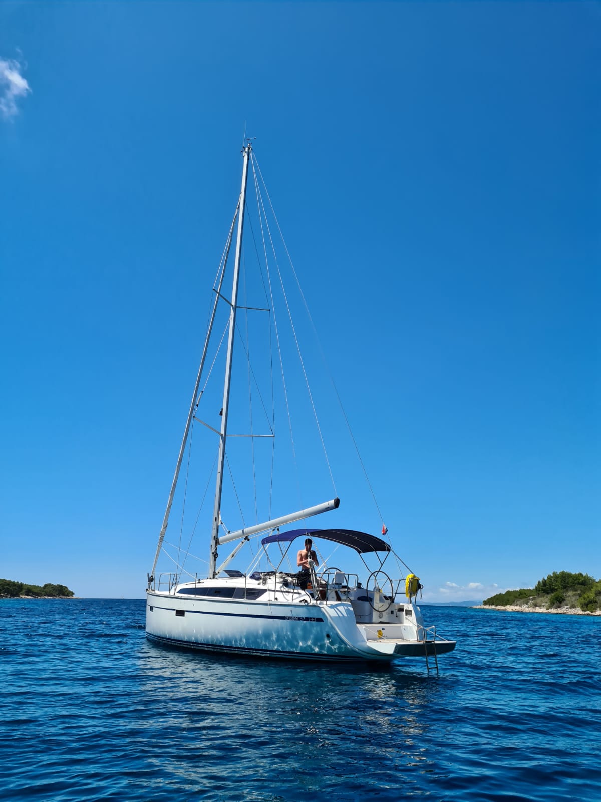 Bavaria Cruiser 37 - 3 cab. — photo 1