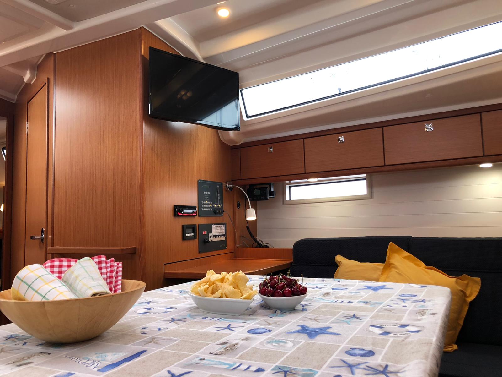 Bavaria Cruiser 37 - 3 cab. — photo 9