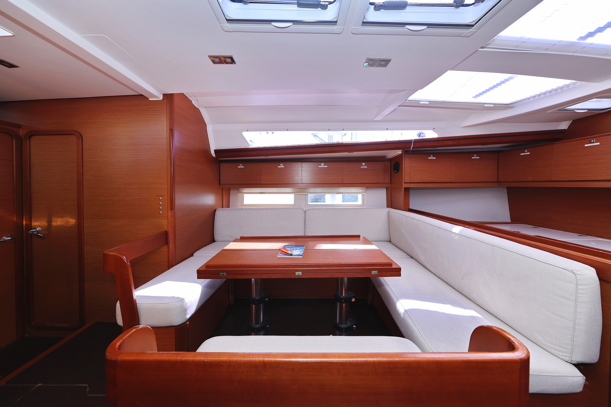 Dufour 520 GL — photo 19