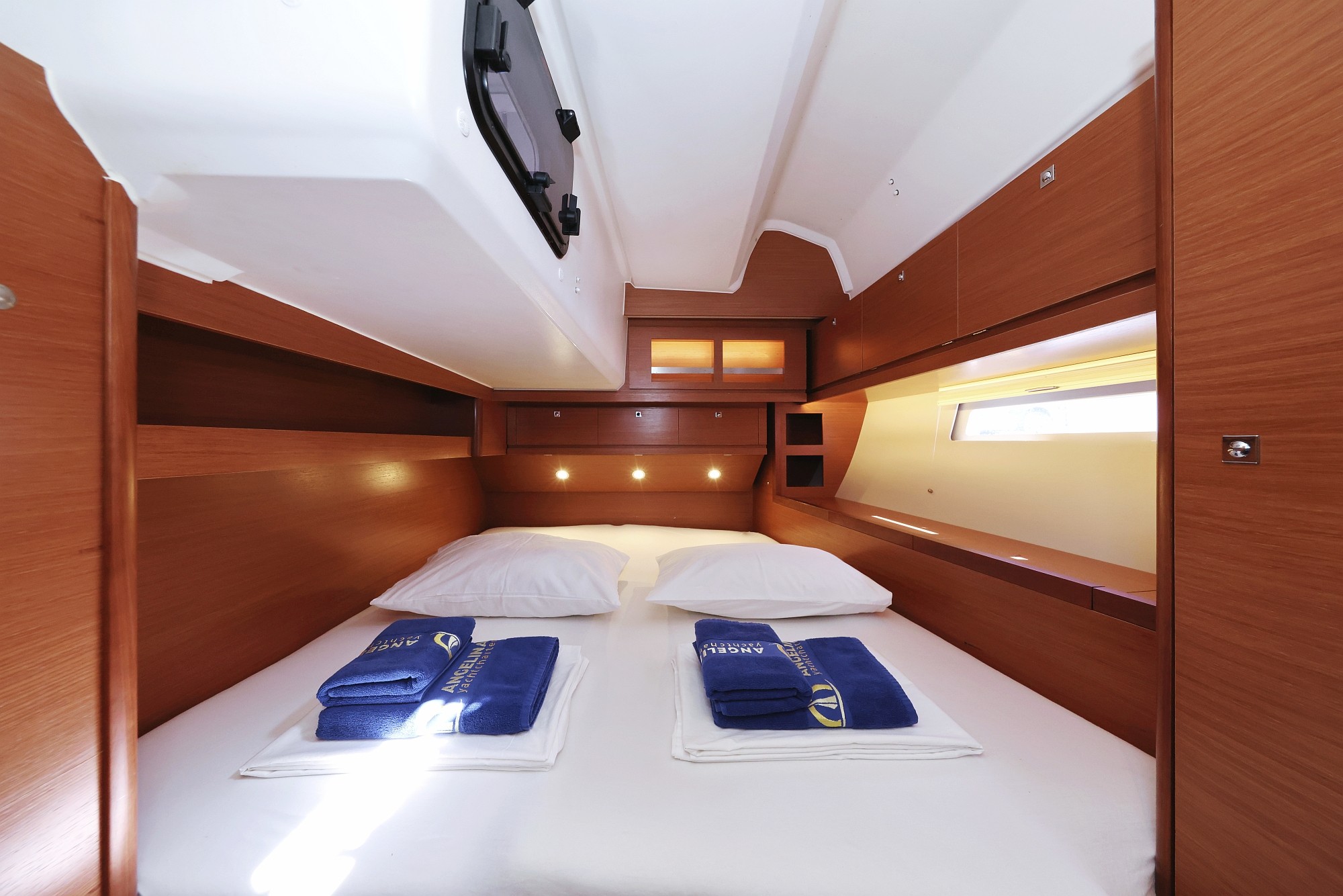 Dufour 520 GL — photo 29