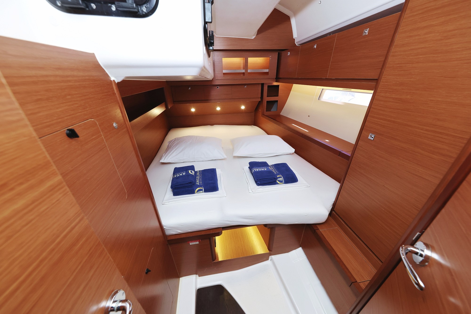 Dufour 520 GL — photo 30