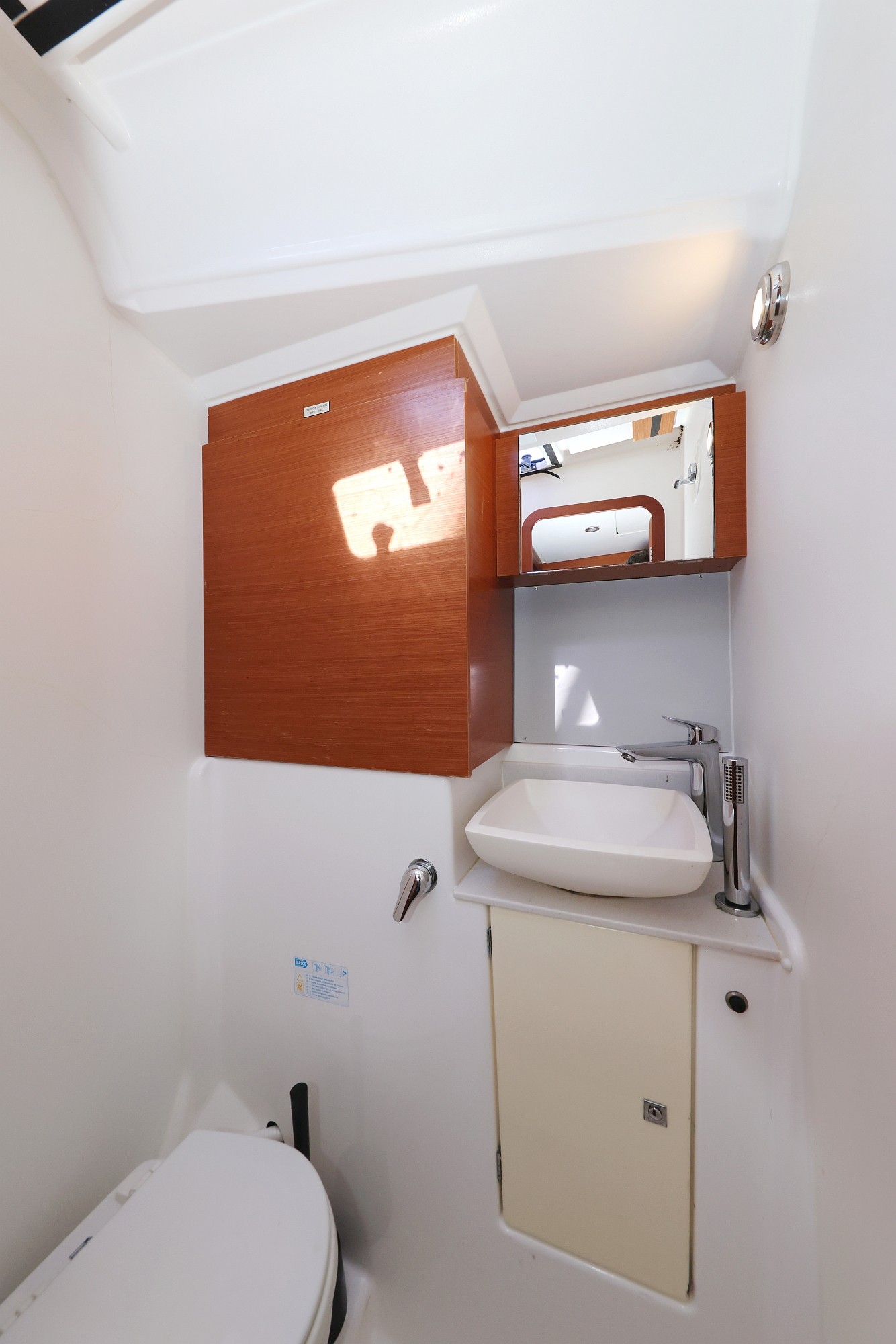 Dufour 520 GL — photo 37