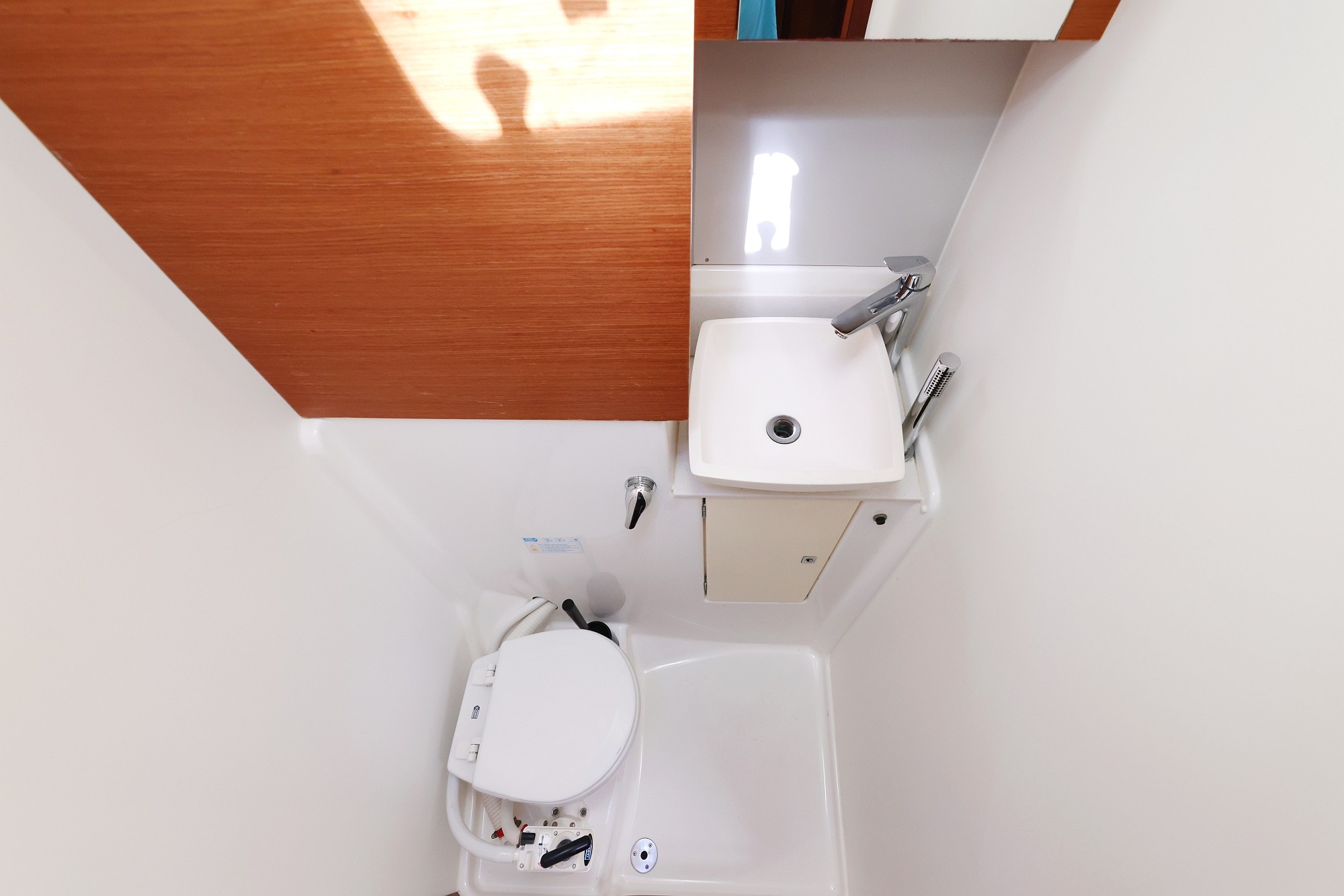 Dufour 520 GL — photo 39