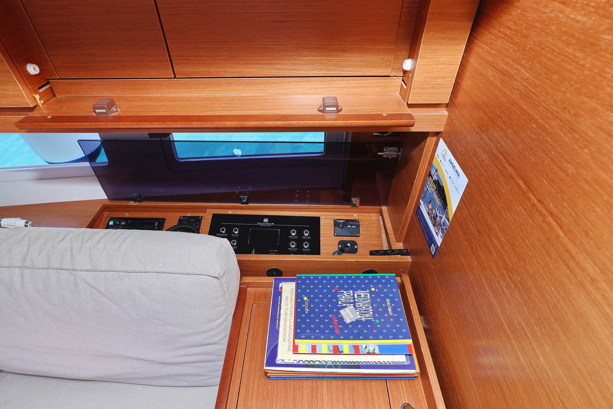 Dufour 520 GL — photo 46