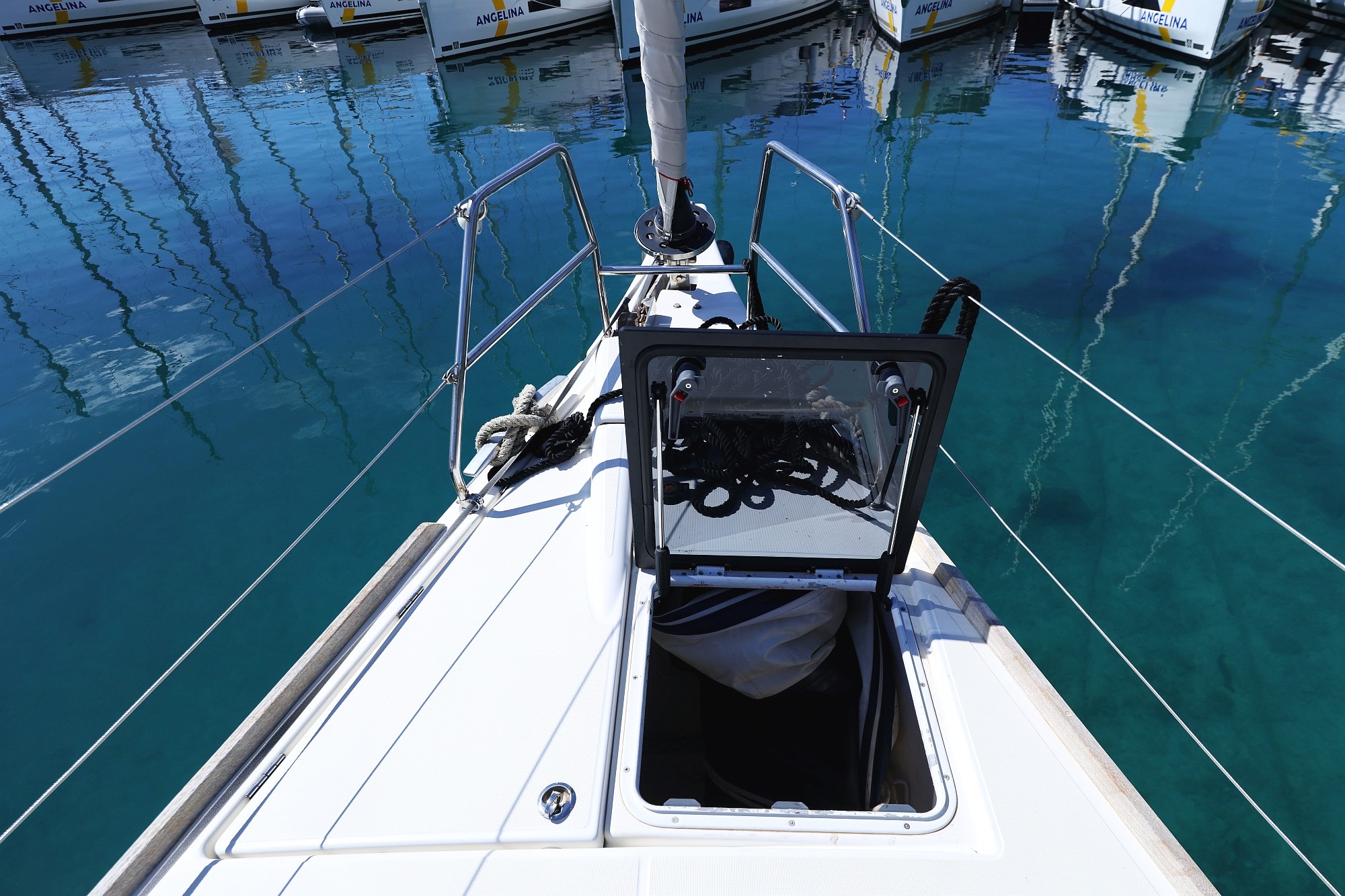 Dufour 520 GL — photo 47