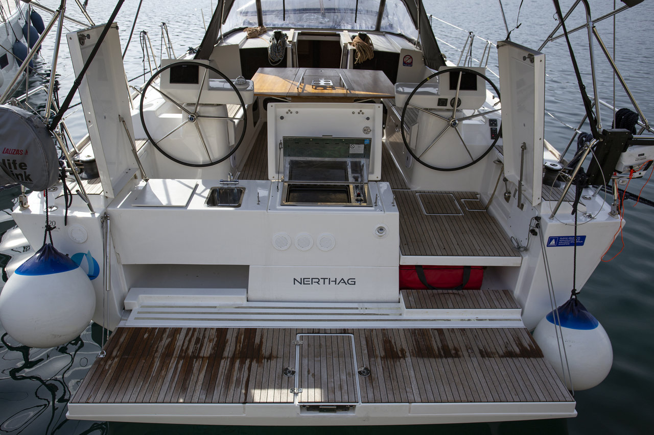 Dufour 520 GL — photo 5
