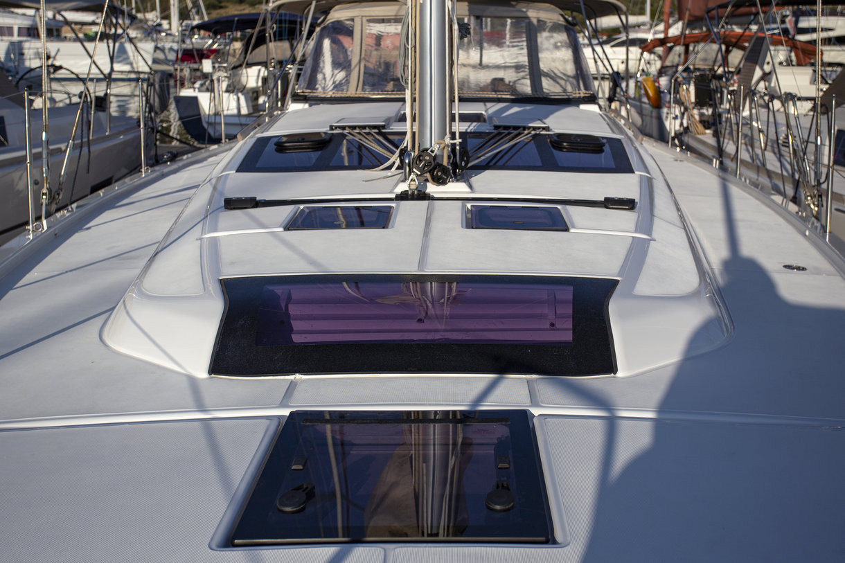 Dufour 430 GL — photo 11